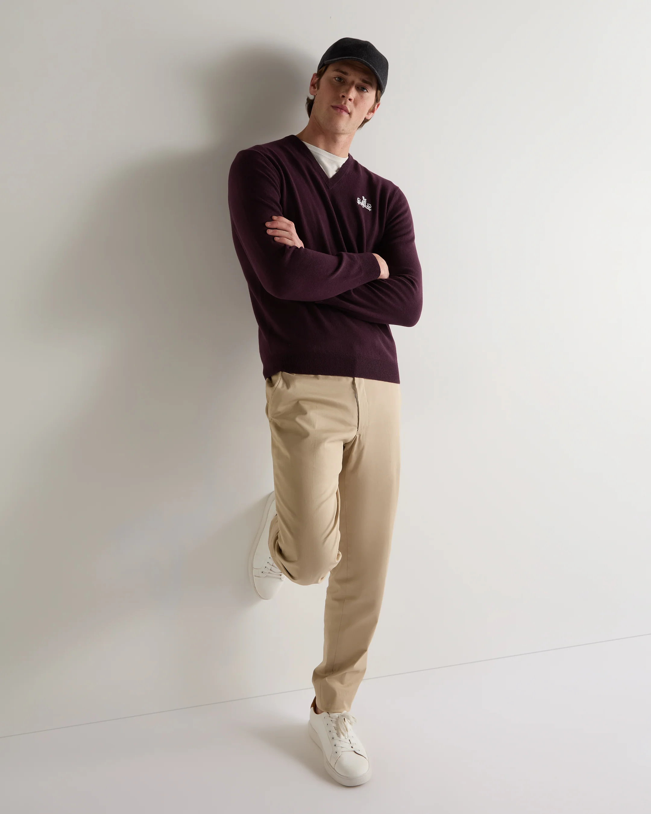 007 Logo V Neck Cashmere Jumper Plum Purple - Image 5