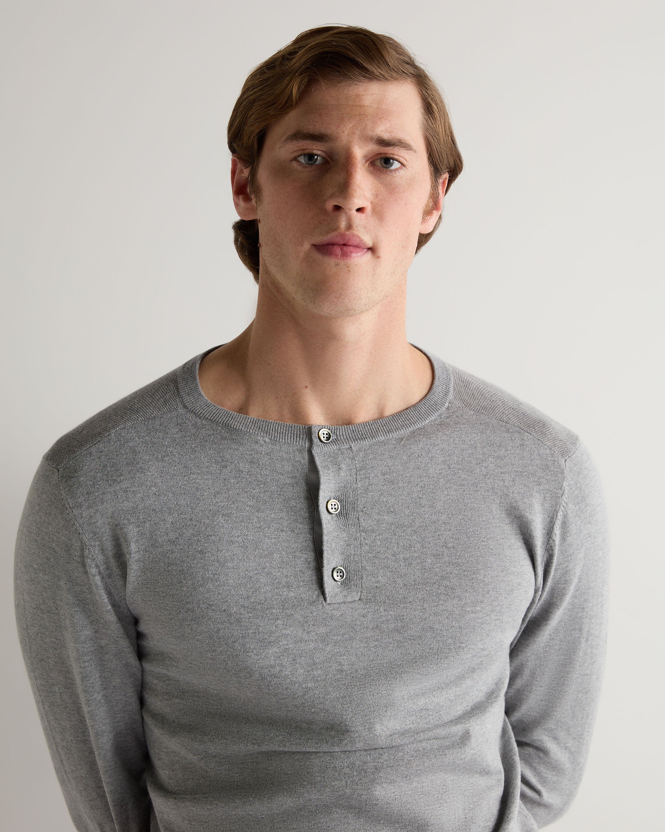 007 Round Neck Cotton Cashmere Henley Light Grey - Image 5