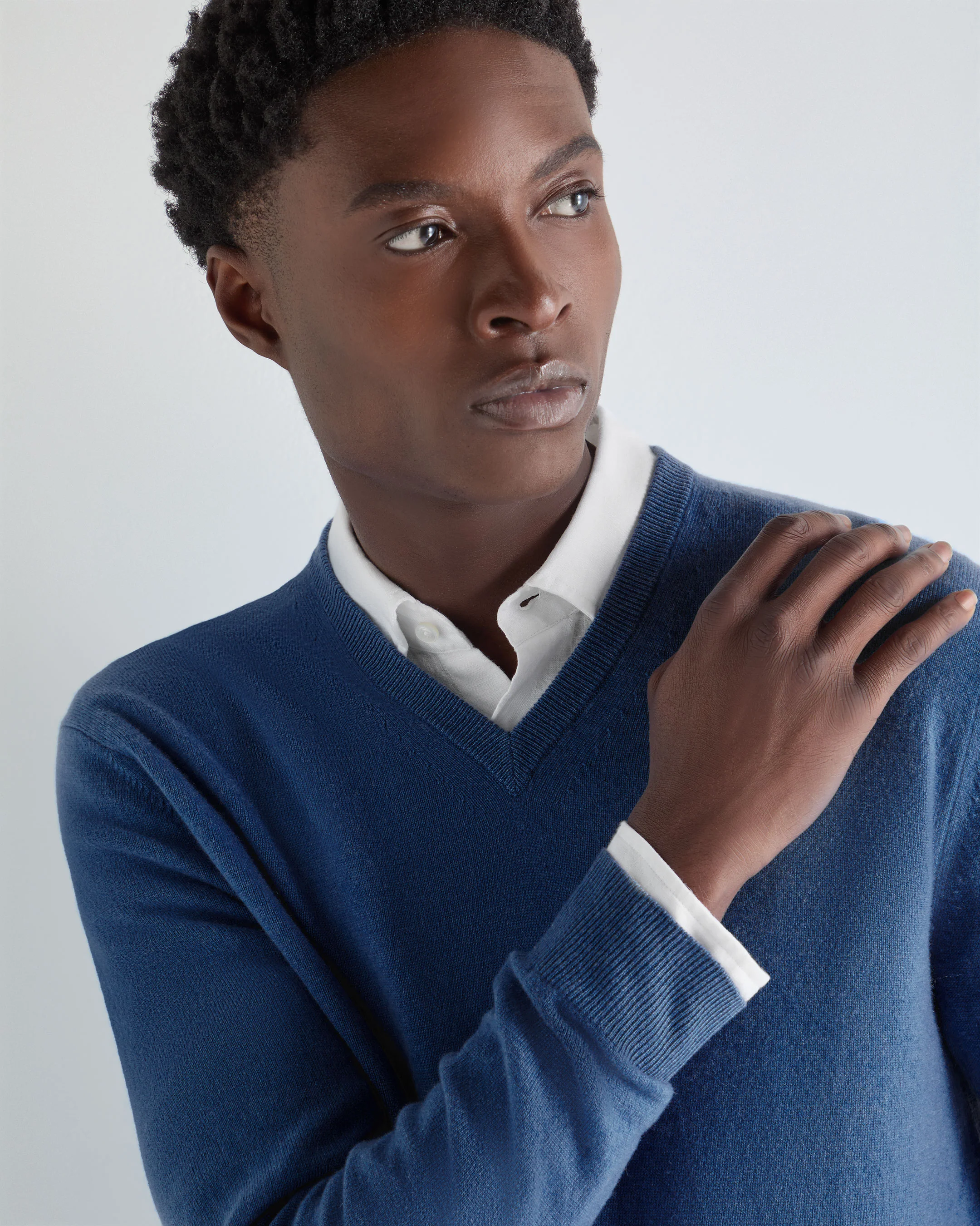 Men's Burlington V Neck Cashmere Jumper Bright Denim Blue - Image 5