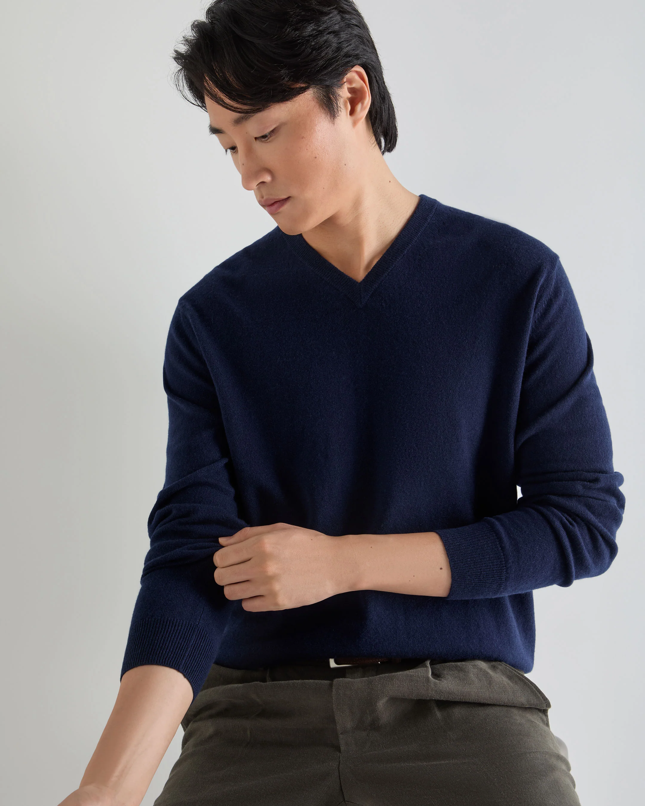 Men's Burlington V Neck Cashmere Jumper Deep French Blue