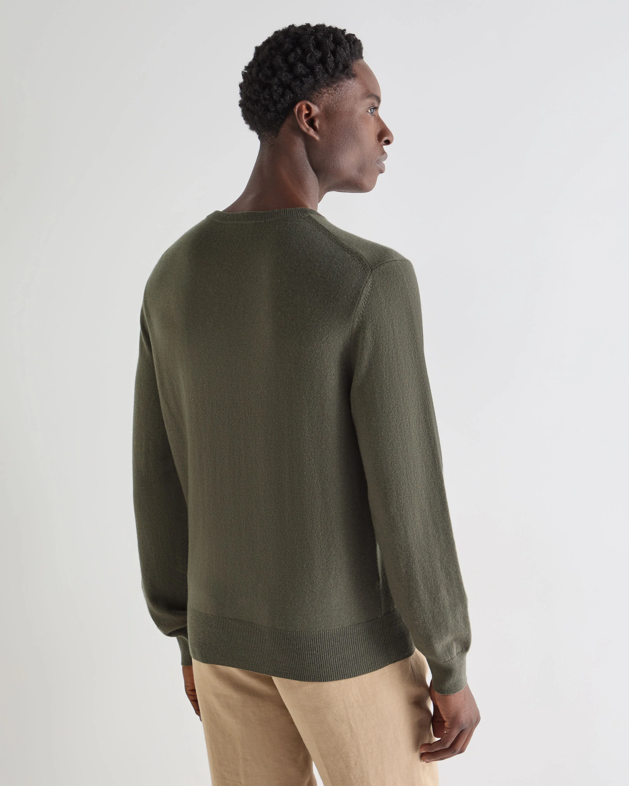 Men's Oxford Round Neck Cashmere Jumper Olive Green - Image 4