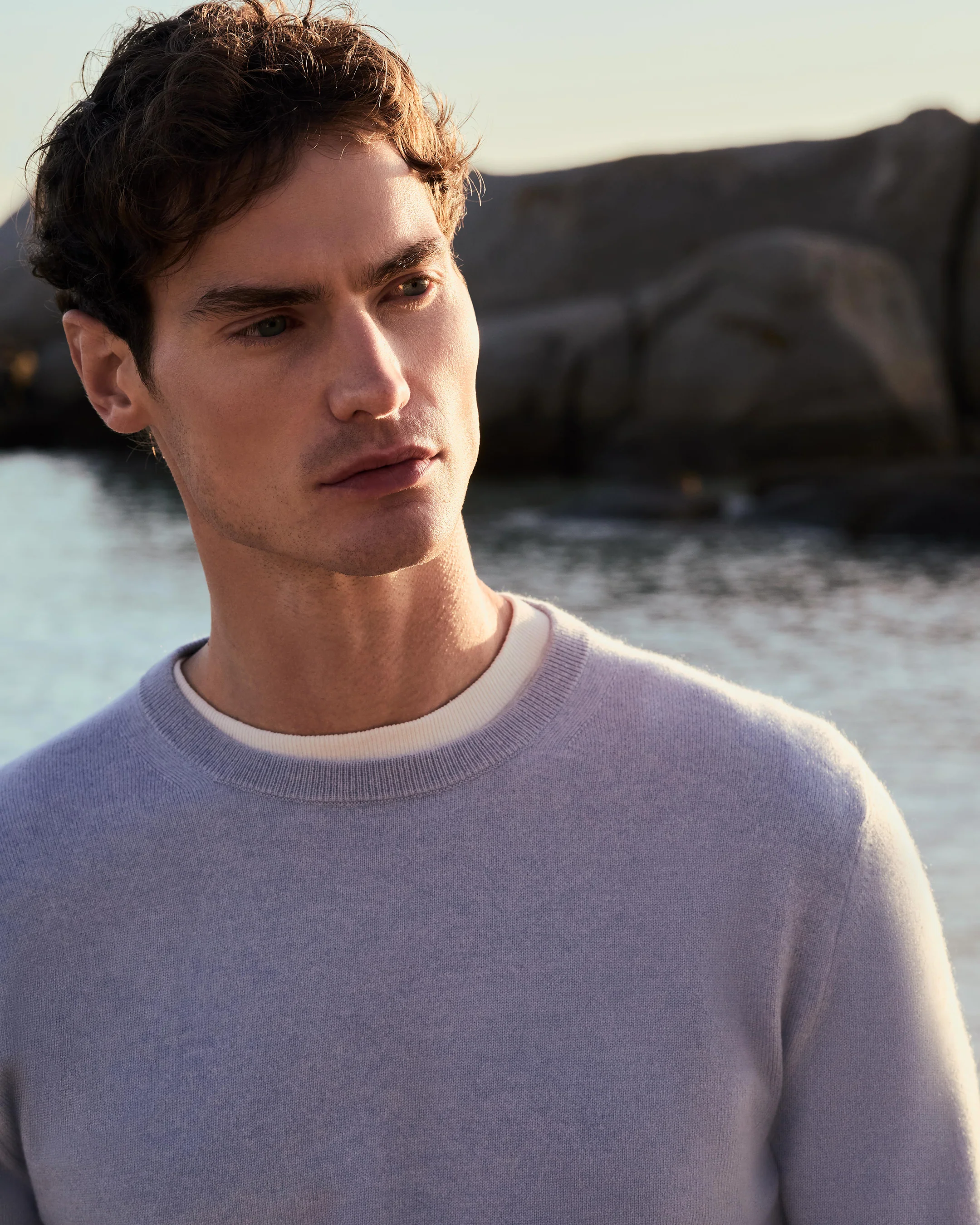 Men's Oxford Round Neck Cashmere Jumper Sea Mist Blue - Image 6