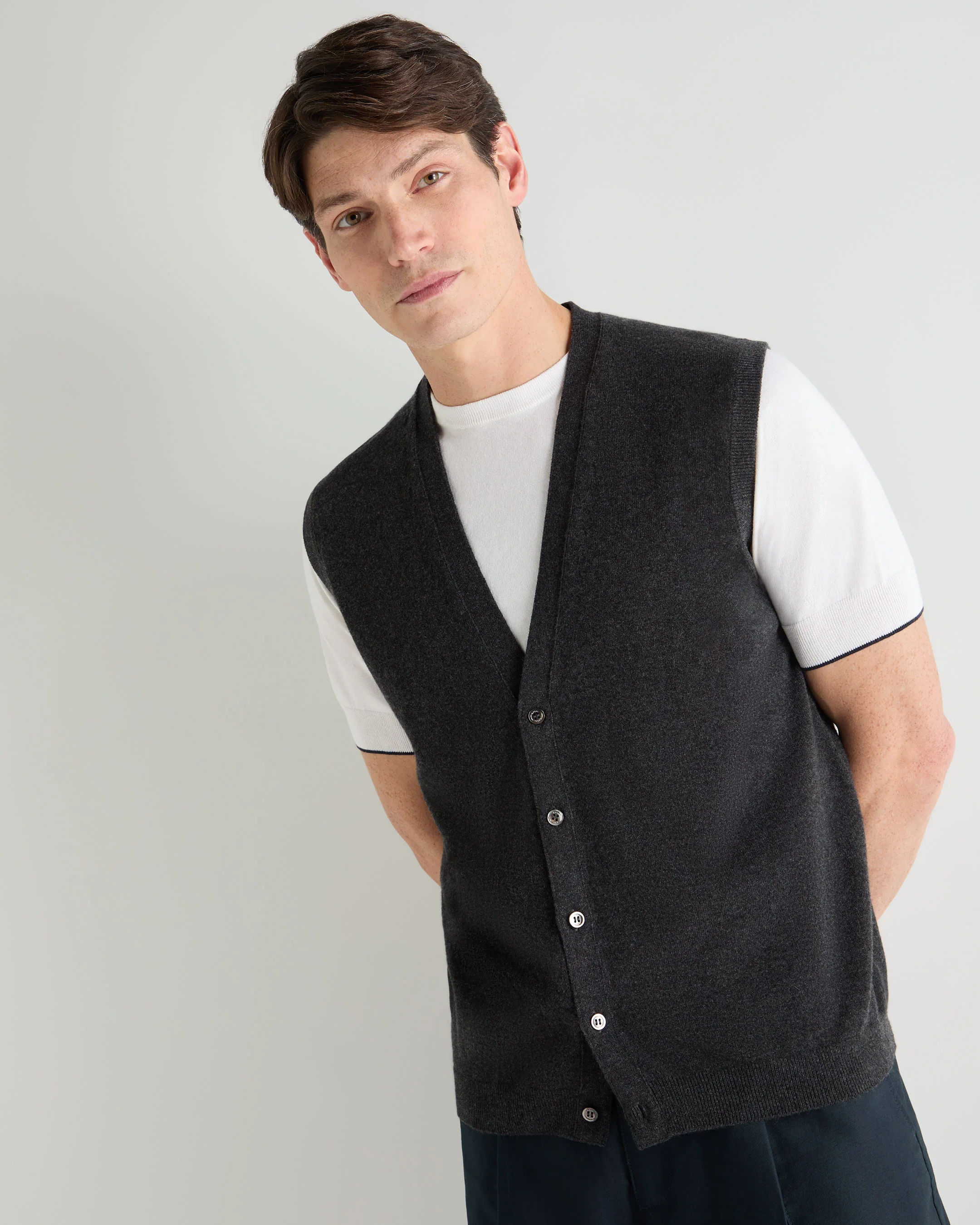 Men's Sleeveless Cashmere Tank Top Deep Charcoal Grey - Image 5