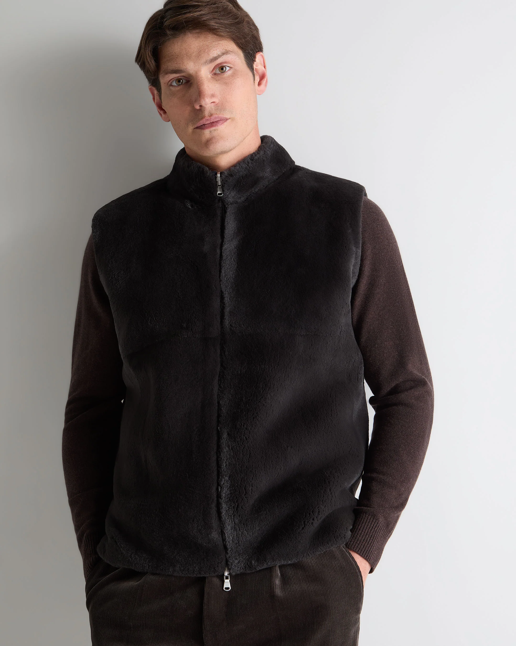 Men's Shaftesbury Reversible Cashmere Gilet Navy Blue - Image 5