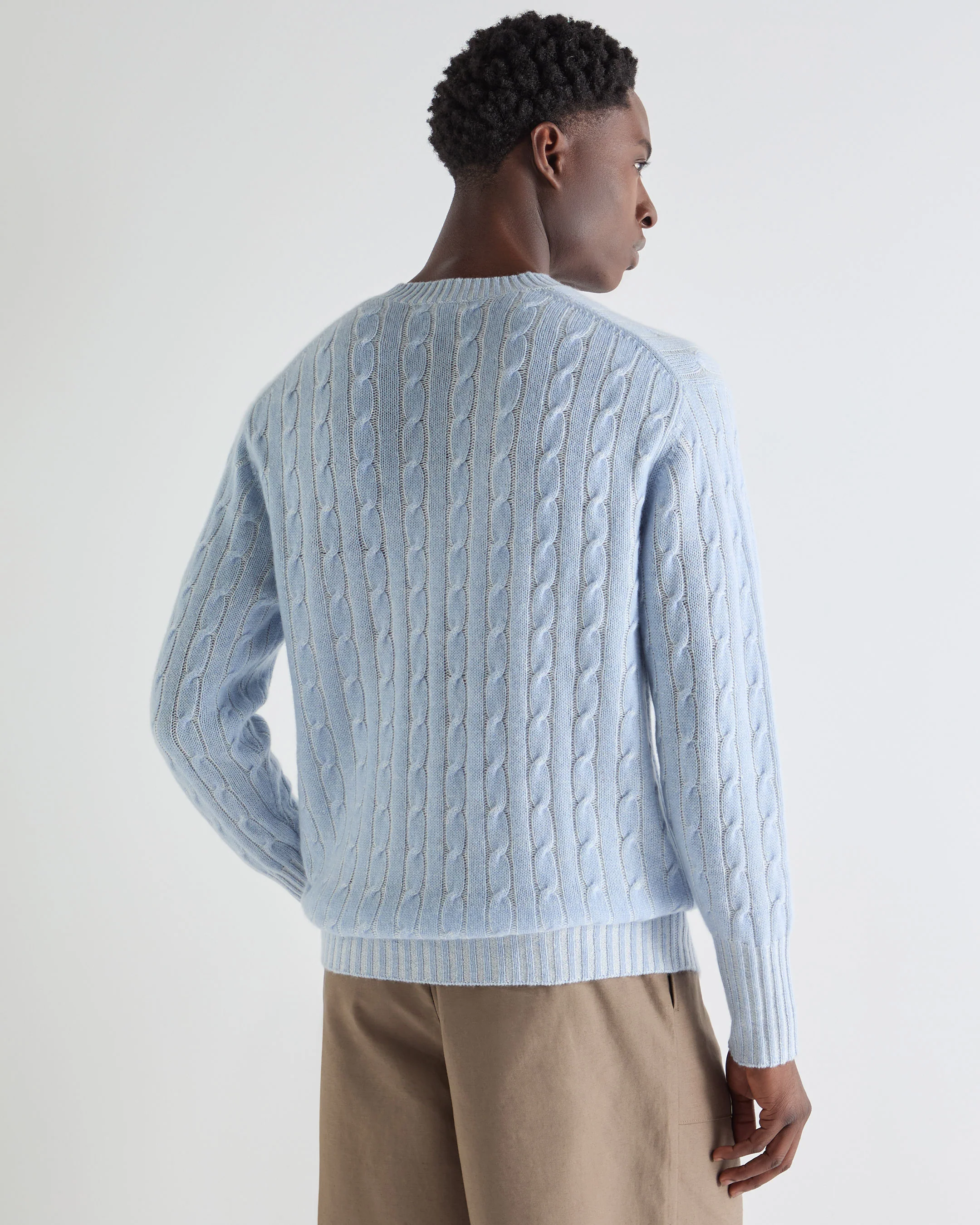 Men's Thames Cable Round Neck Cashmere Jumper Sea Mist Blue - Image 4