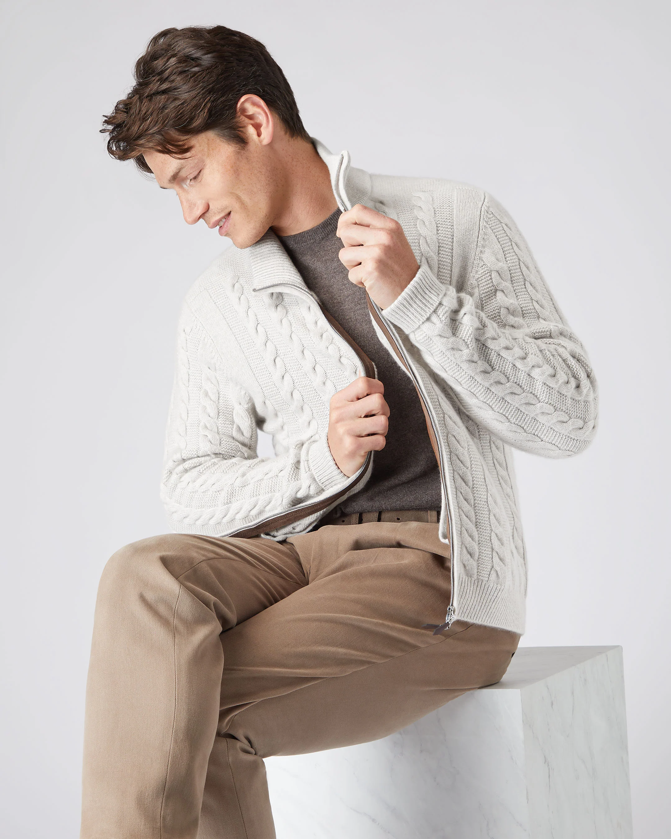 Men's Richmond Cable Cashmere Cardigan Pebble Grey - Image 5