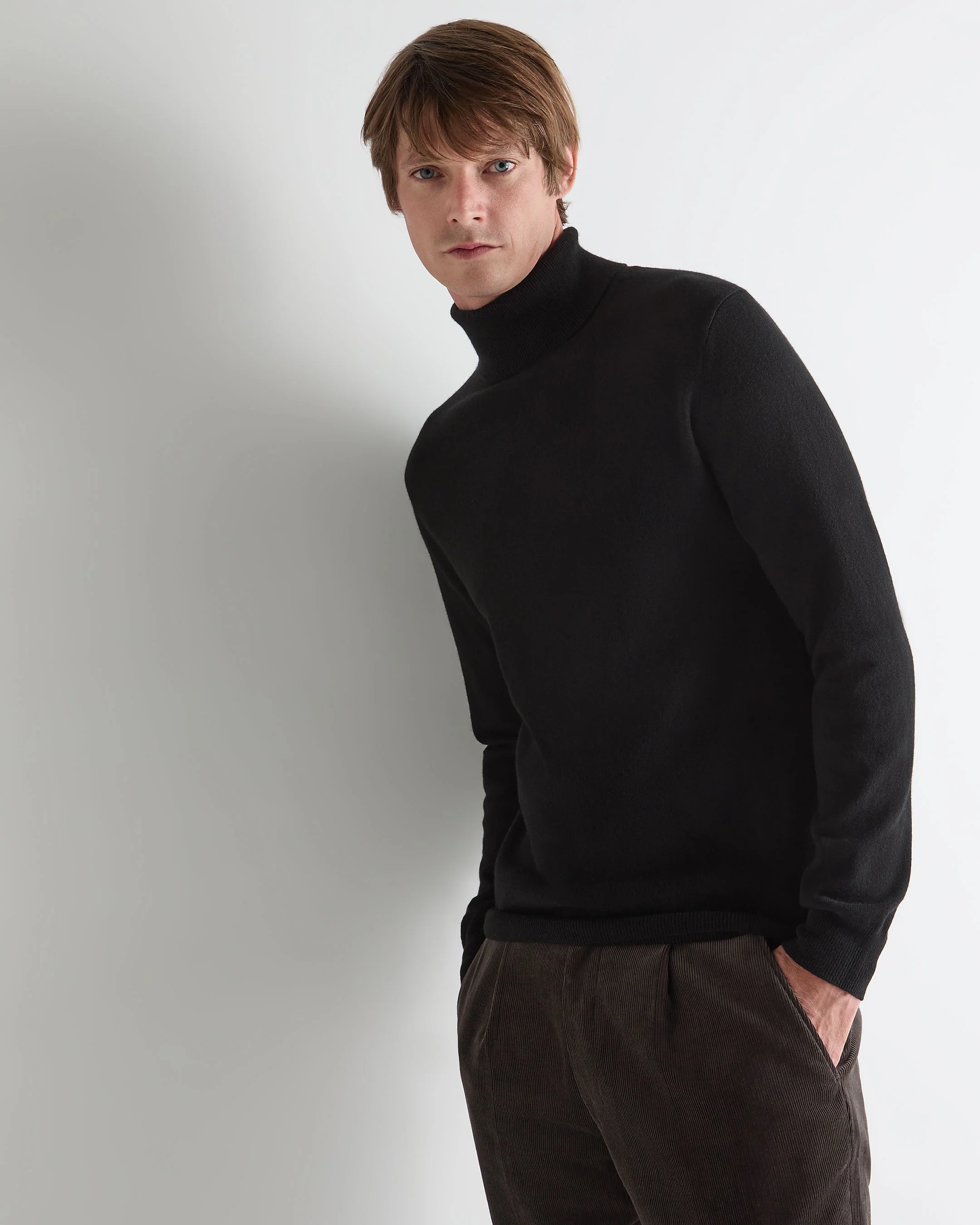 Men's Trafalgar Roll Neck Cashmere Jumper Black