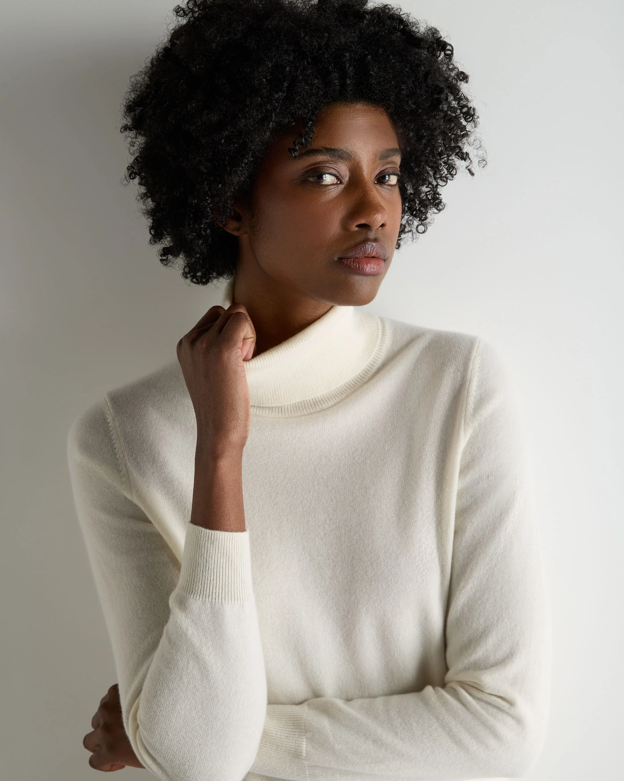 Women's Luna Roll Neck Cashmere Jumper New Ivory White - Image 5