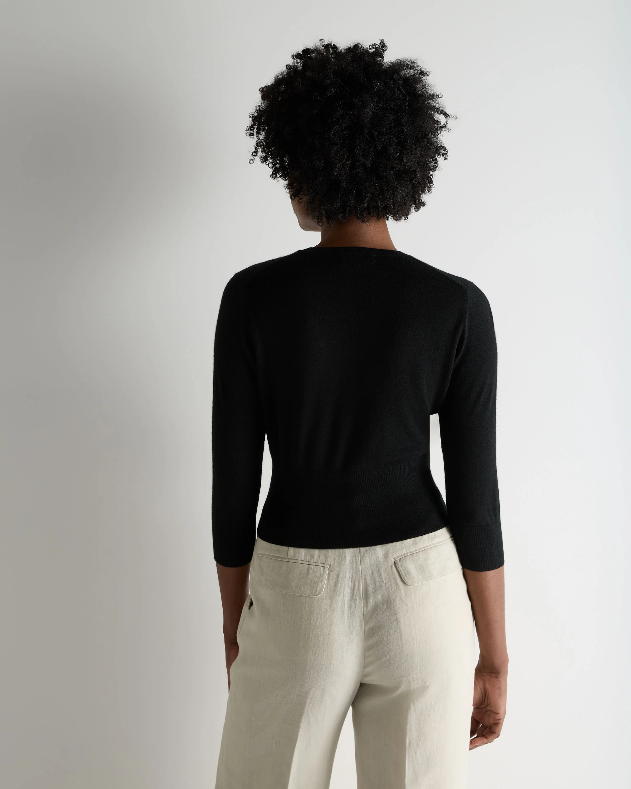 Women's Darcie Superfine Cashmere Cropped Cardigan Black - Image 4