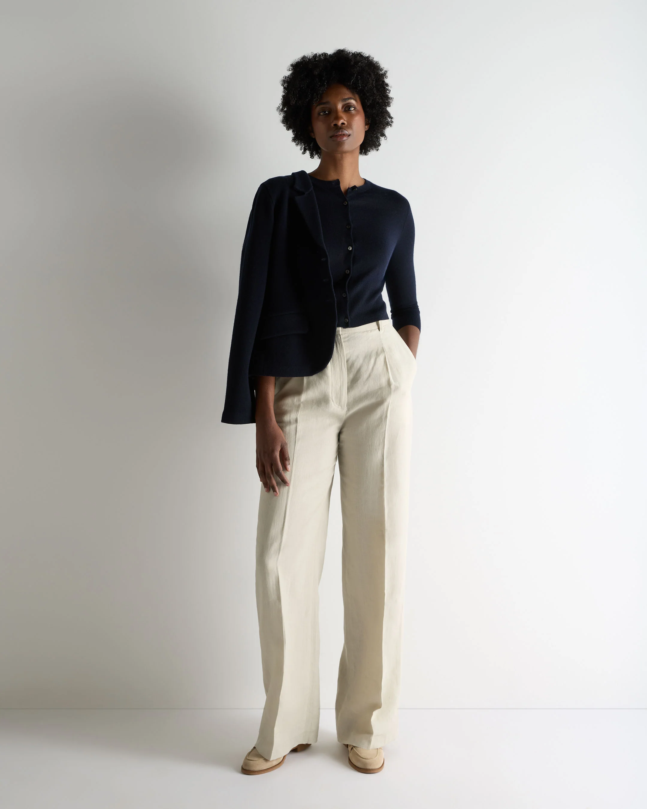 Women's Darcie Superfine Cashmere Cropped Cardigan Navy Blue - Image 3