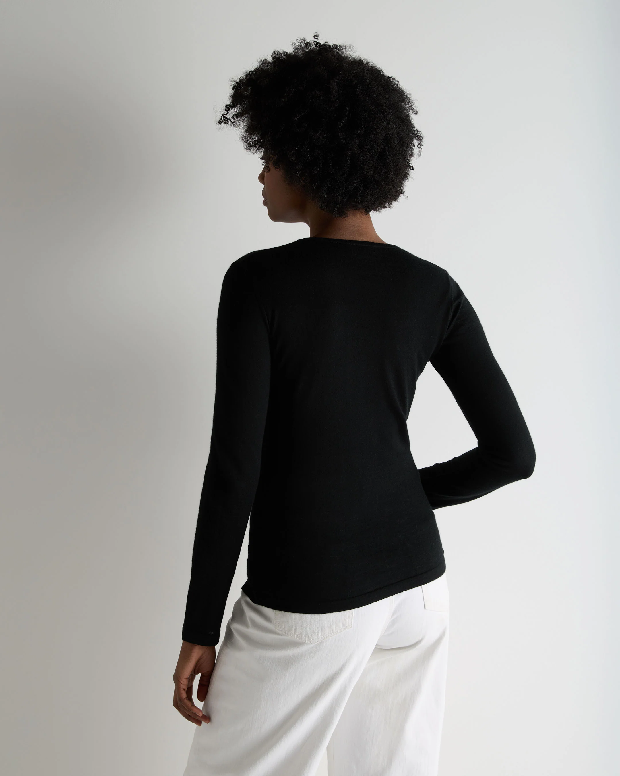 Women's Eden Superfine Cashmere Round Neck Top Black - Image 3