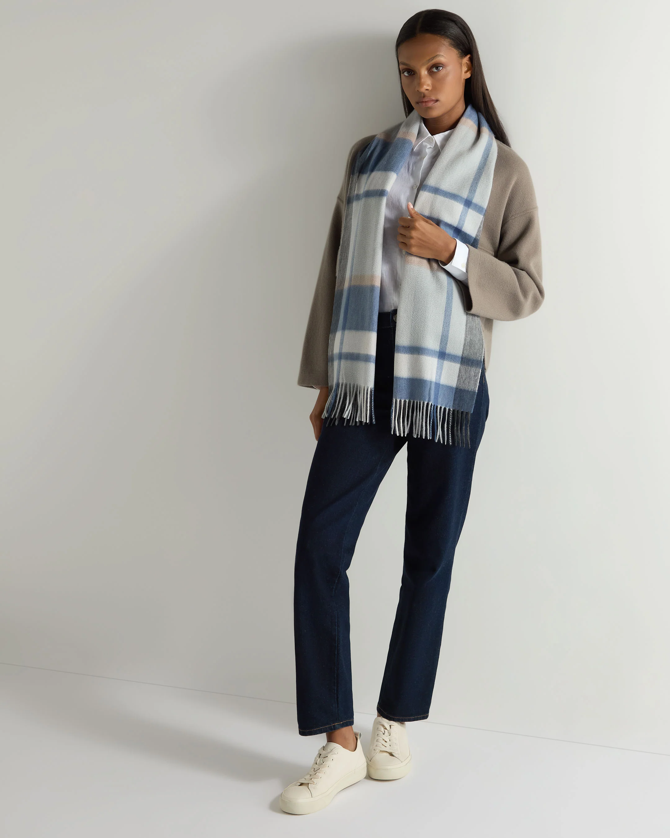 Unisex Cashmere Check Scarf Blue Grey Check - Image 3