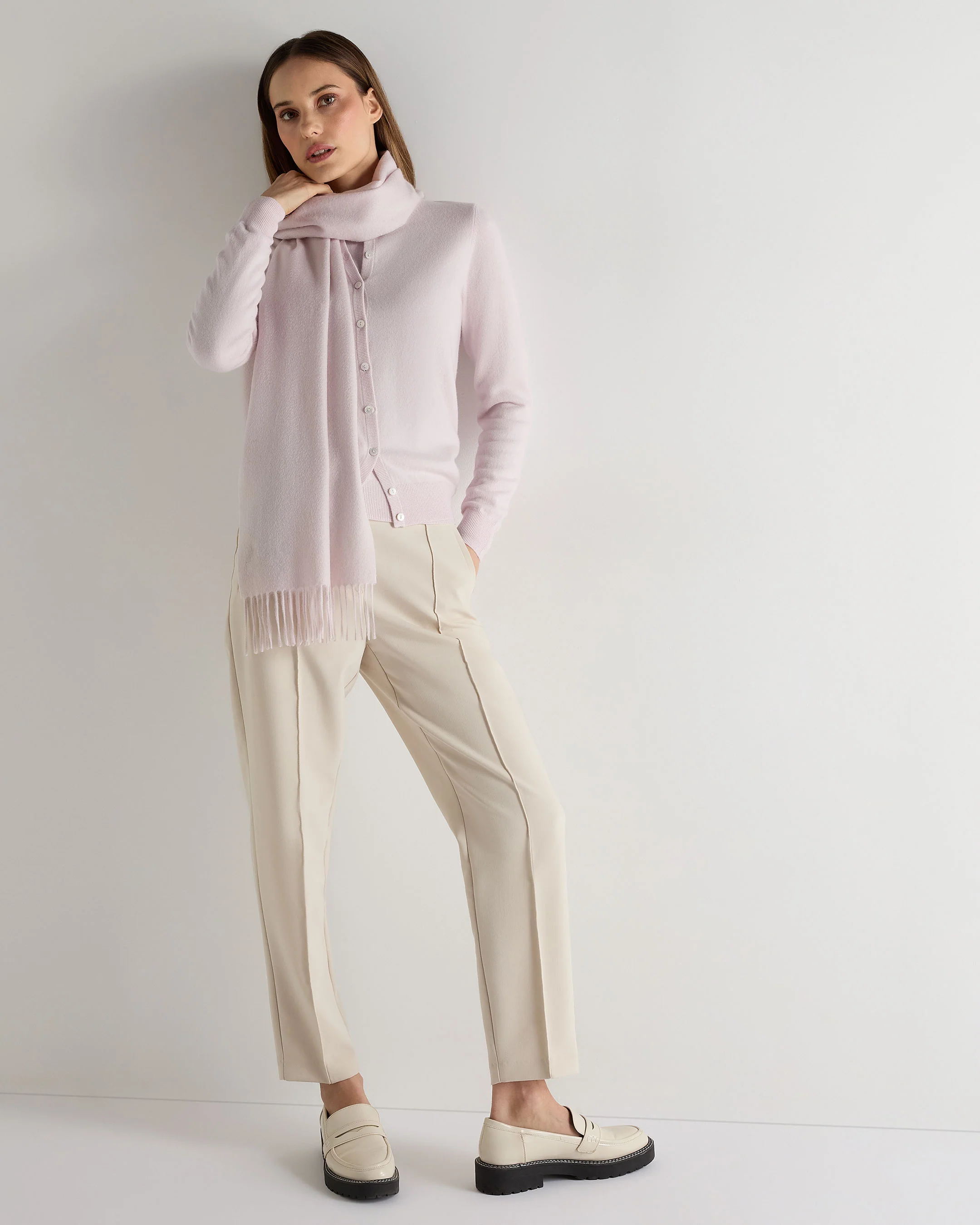 Unisex Large Woven Cashmere Scarf Chalk Pink - Image 3