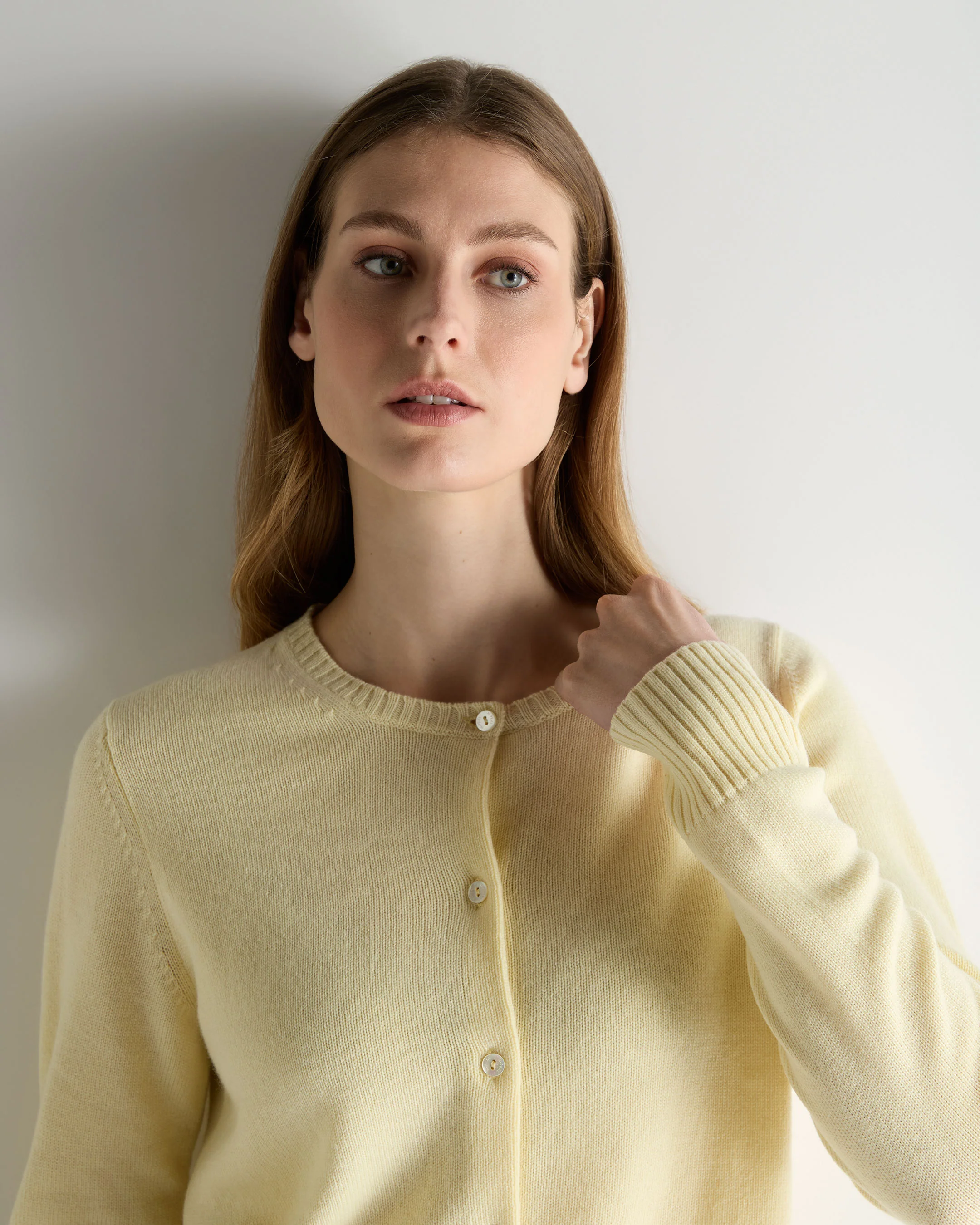Women's Chunky Crop Cashmere Cardigan Butter Yellow - Image 5