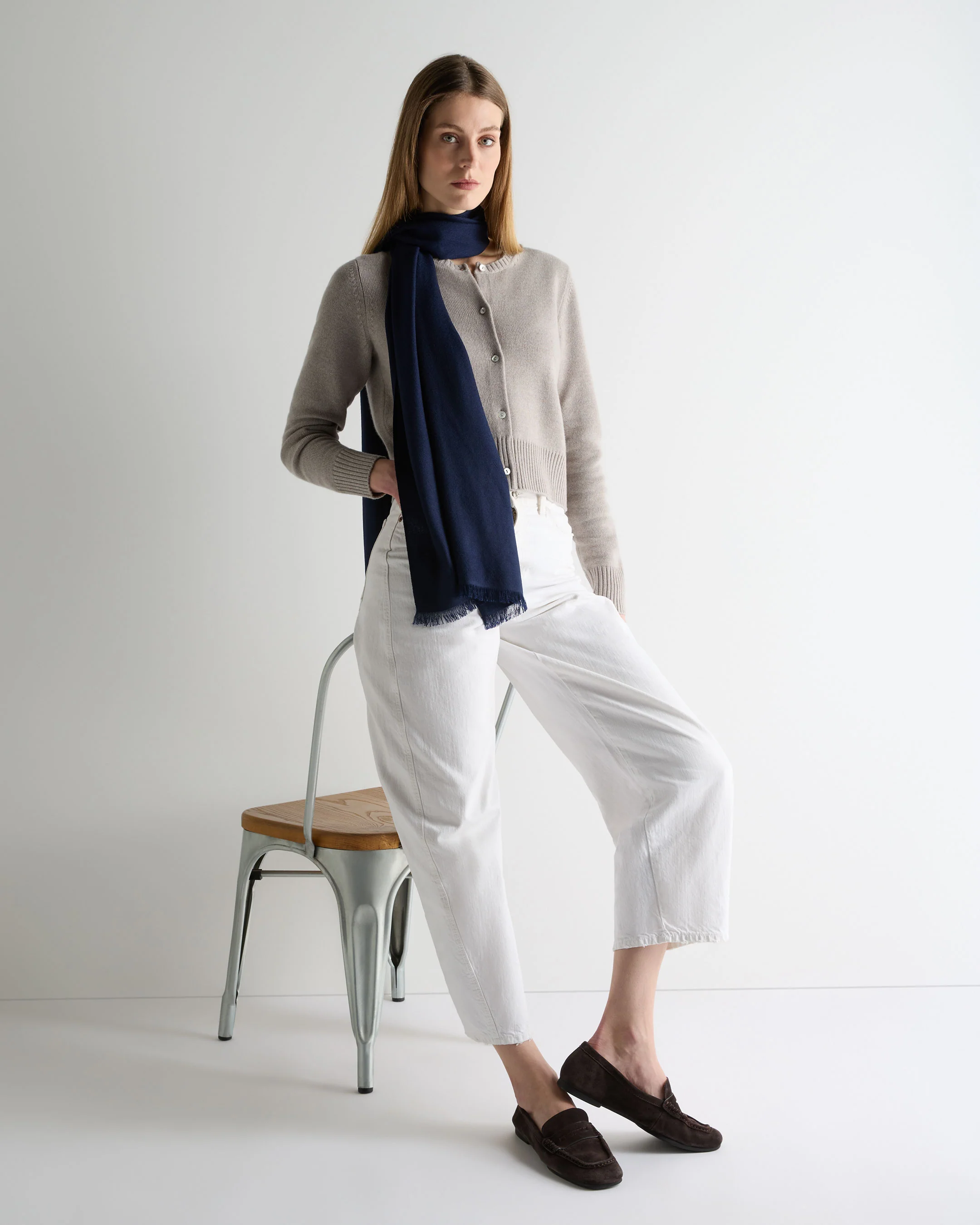 Women's Chunky Crop Cashmere Cardigan Oat Grey - Image 3
