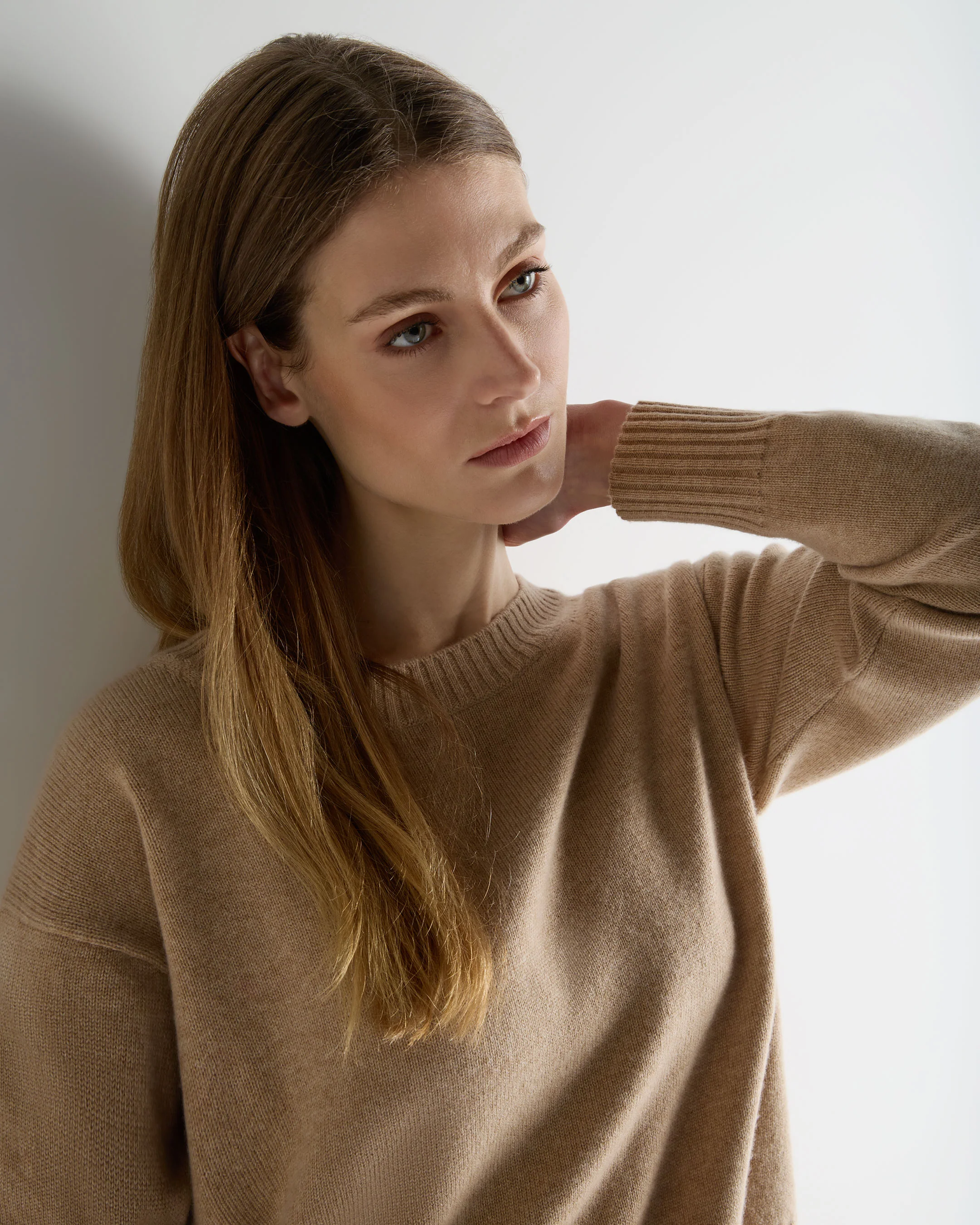 Women's Crop Boat Neck Cashmere Jumper Cappuccino Brown - Image 5