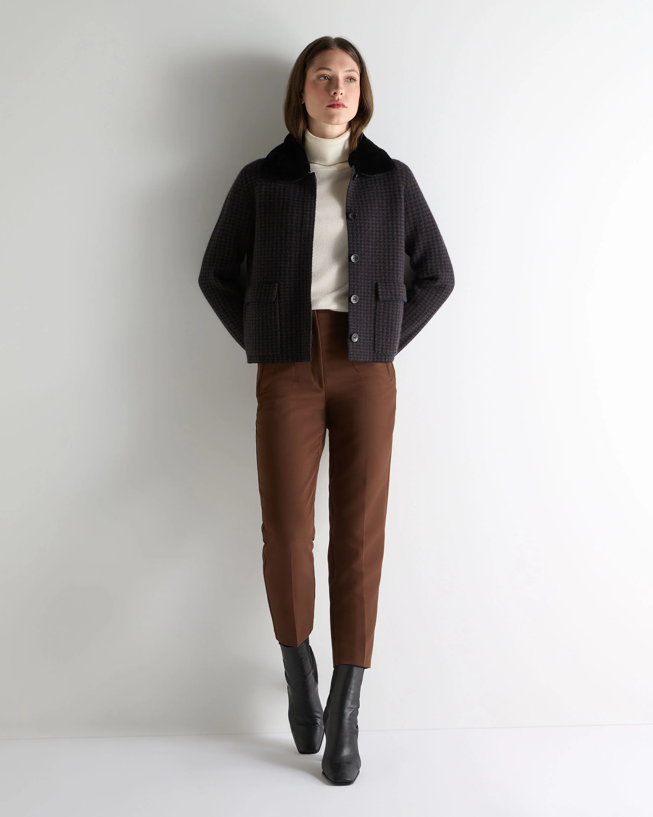 Women's Dogtooth Fur Trim Cashmere Jacket Navy Blue - Image 3