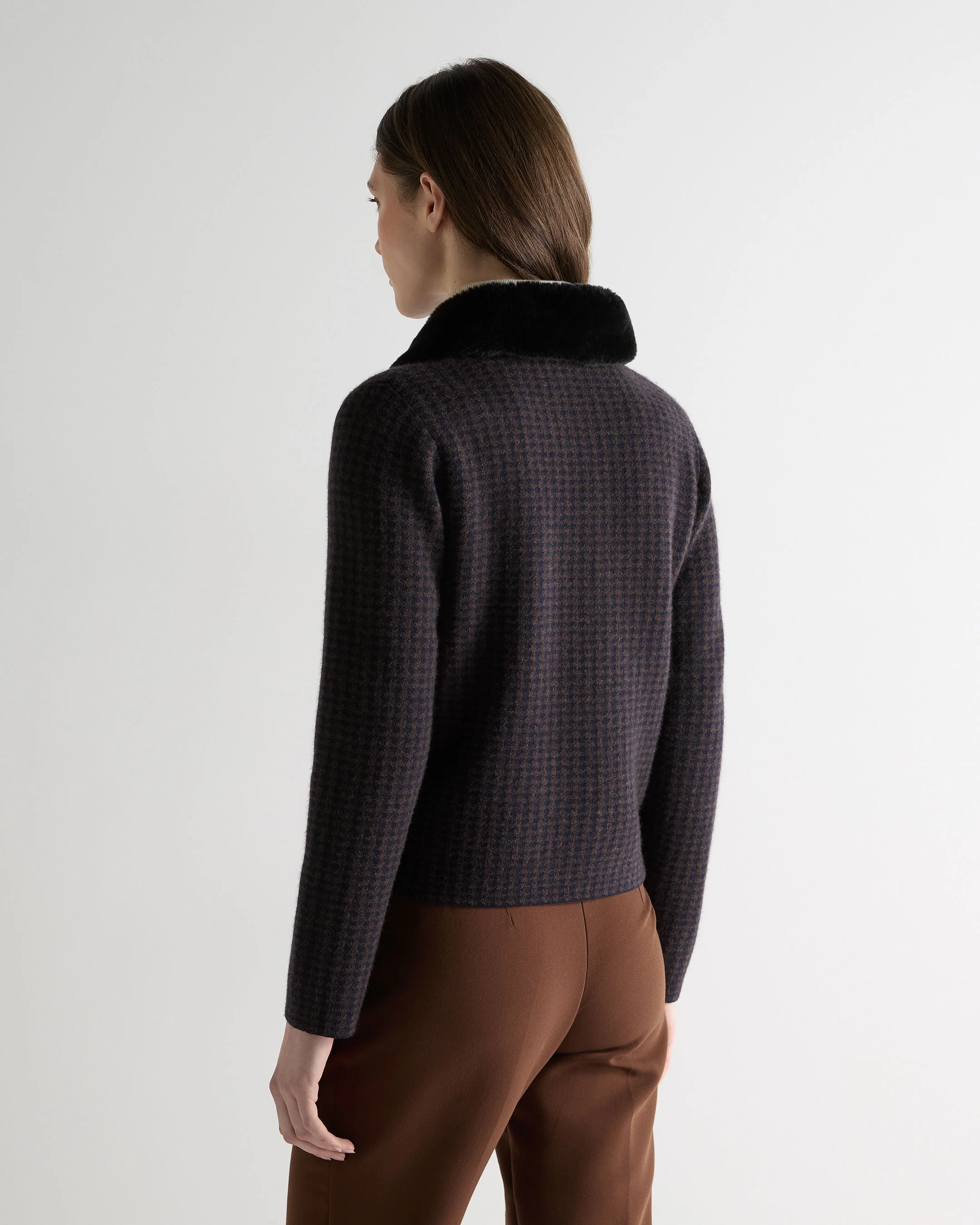 Women's Dogtooth Fur Trim Cashmere Jacket Navy Blue - Image 4