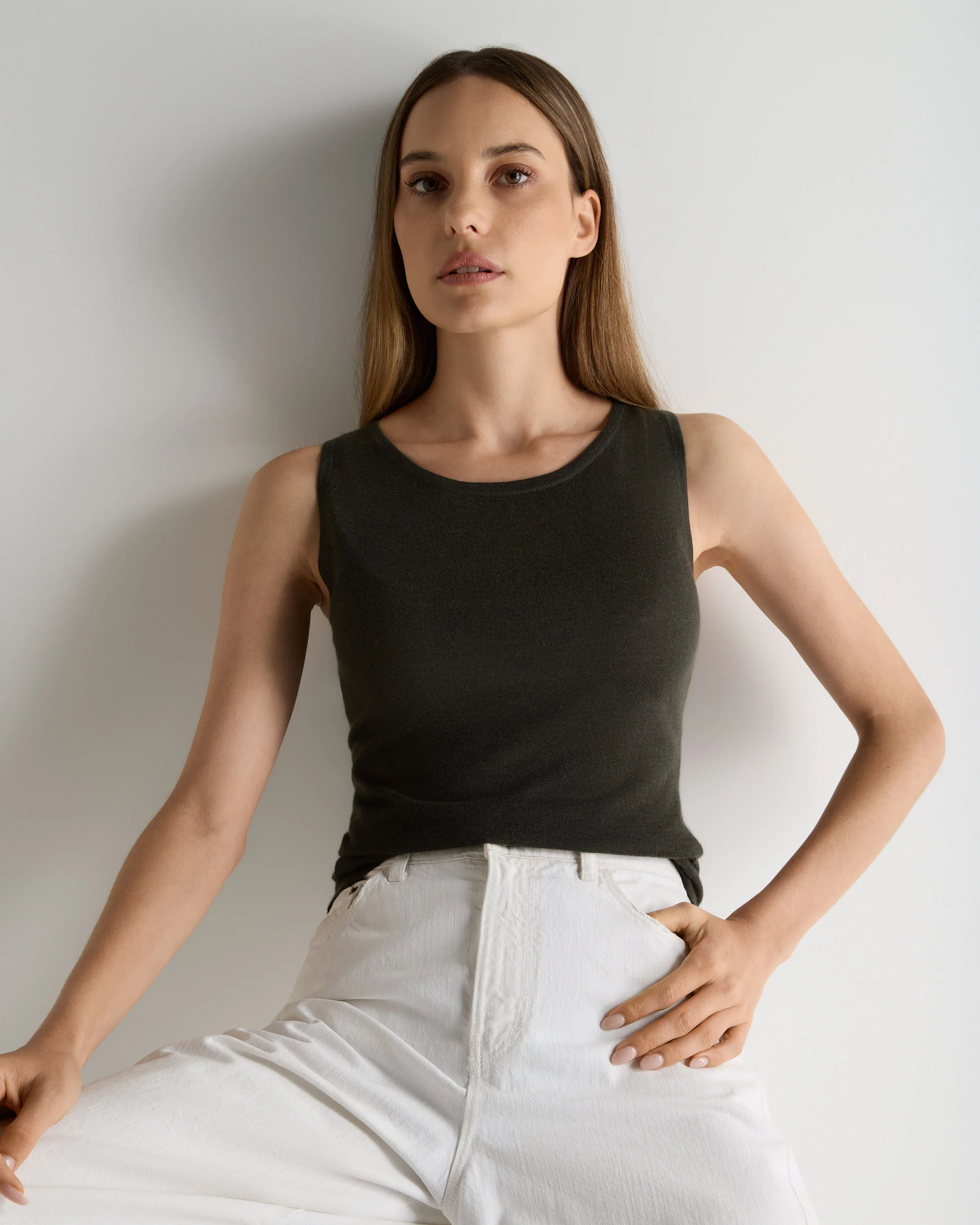 Women's Ella Superfine Cashmere Shell Top Arabica Khaki Green