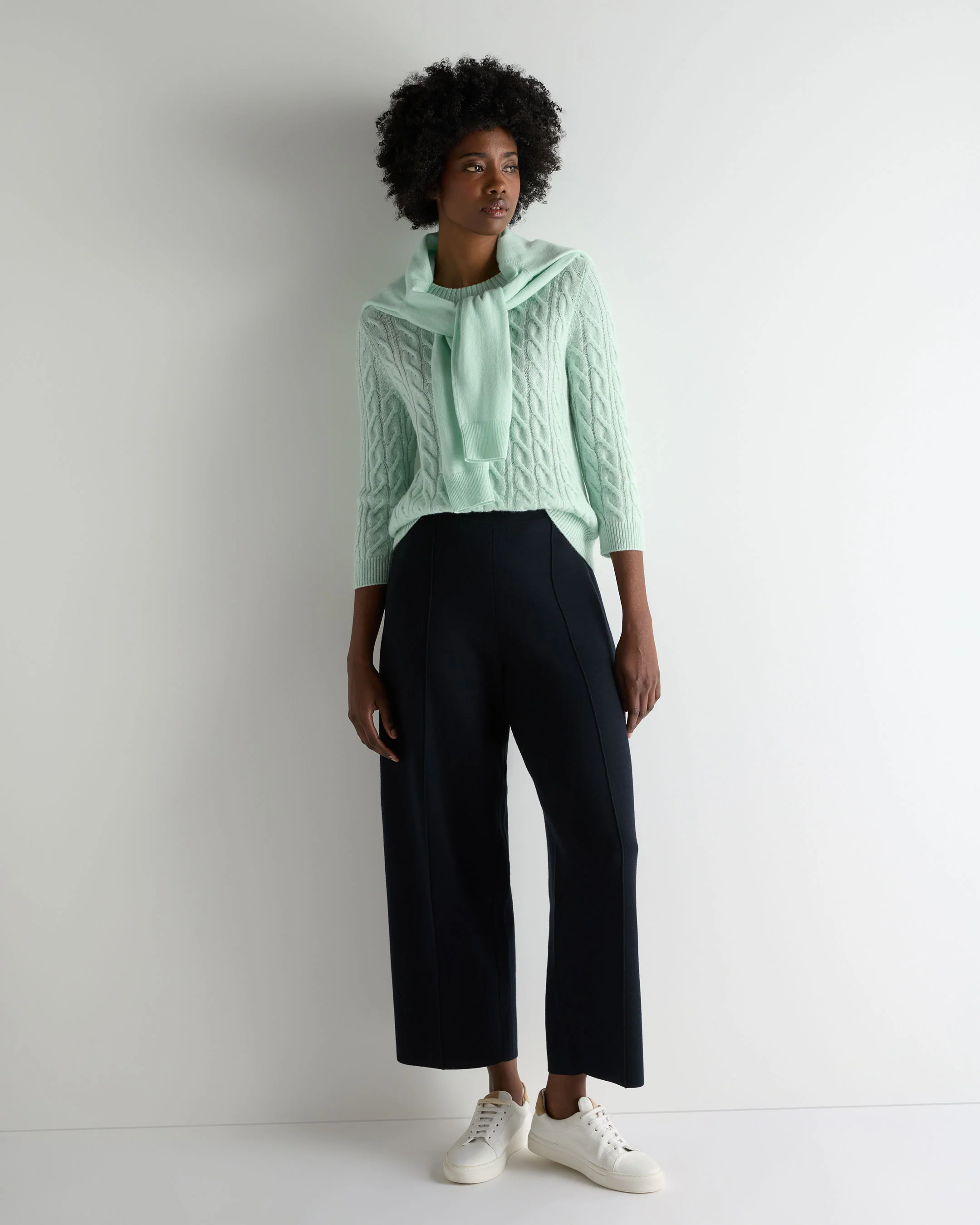 Women's Emilia Cable Round Neck Cashmere Jumper Mint Green - Image 3
