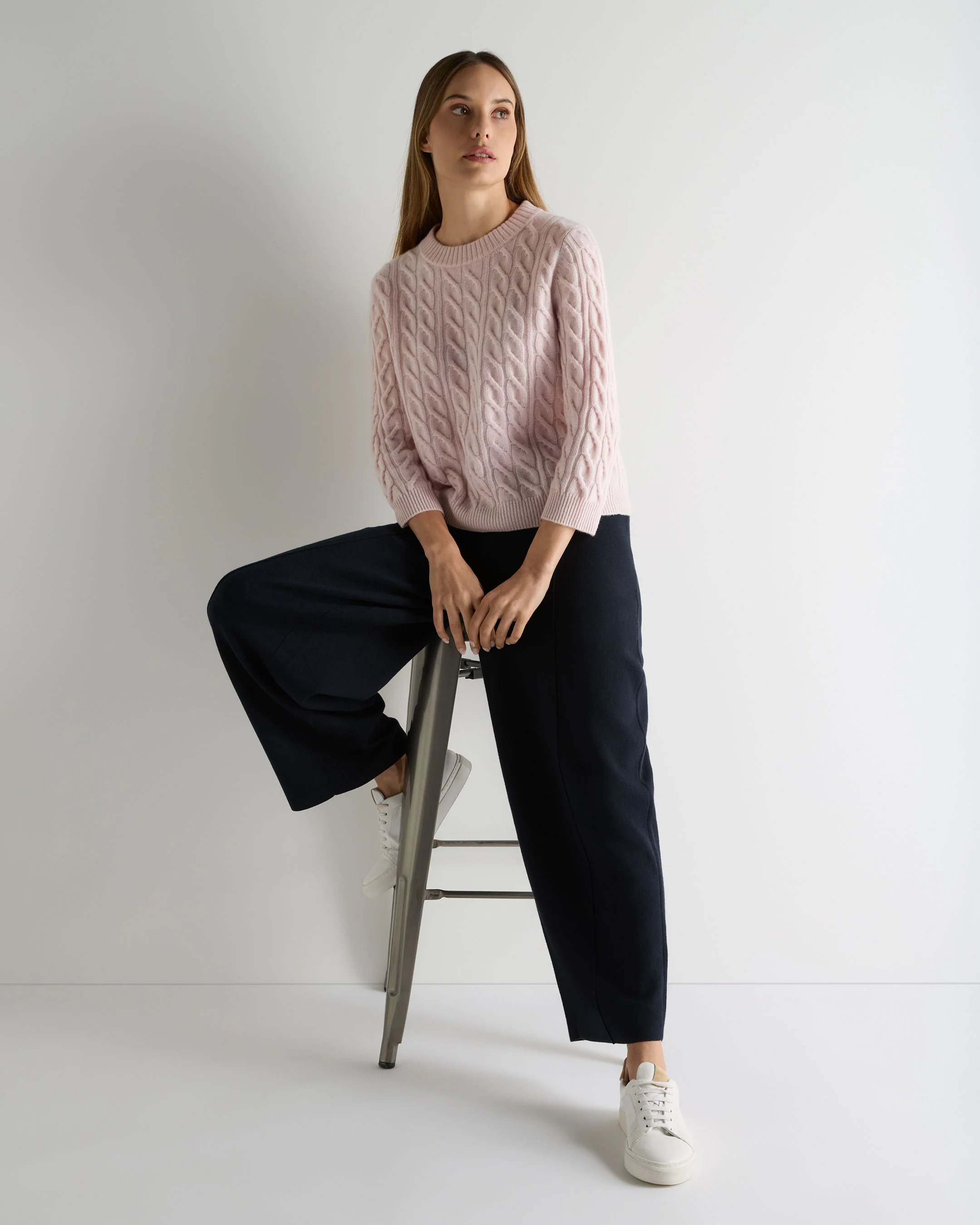 Women's Emilia Cable Round Neck Cashmere Jumper Powder Pink - Image 3