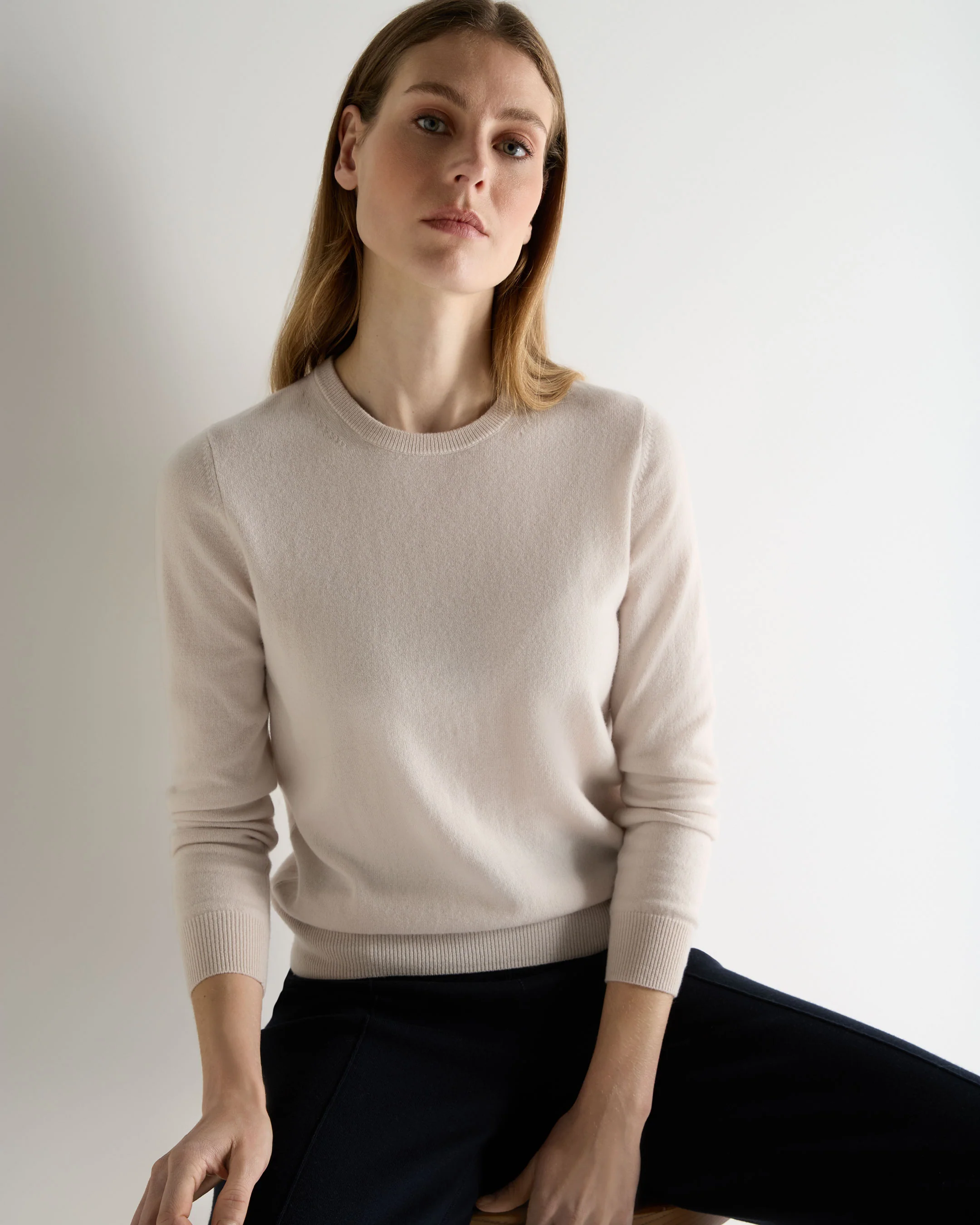 Women's Evie Classic Round Neck Cashmere Jumper Dove Pink