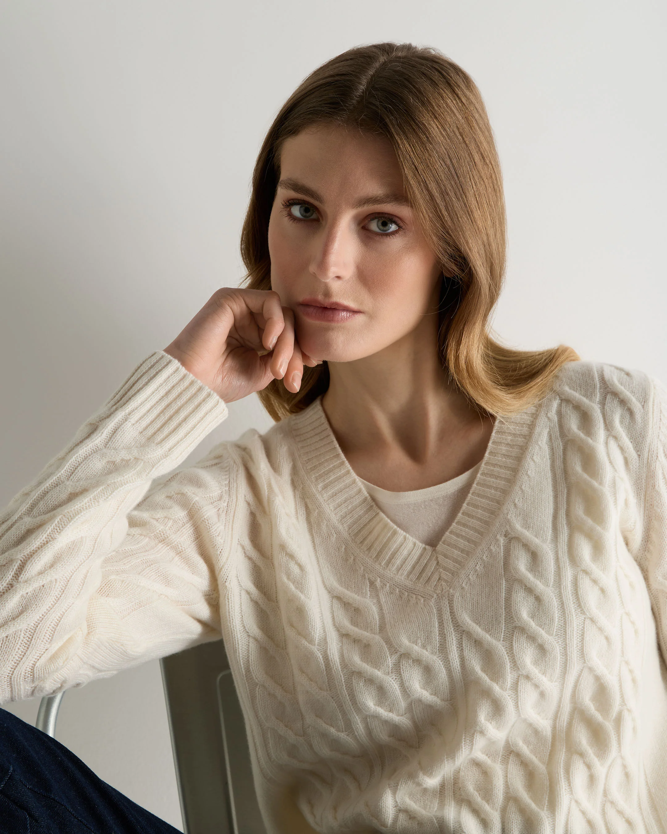 Women's Frankie Cable V Neck Cashmere Jumper New Ivory White - Image 5