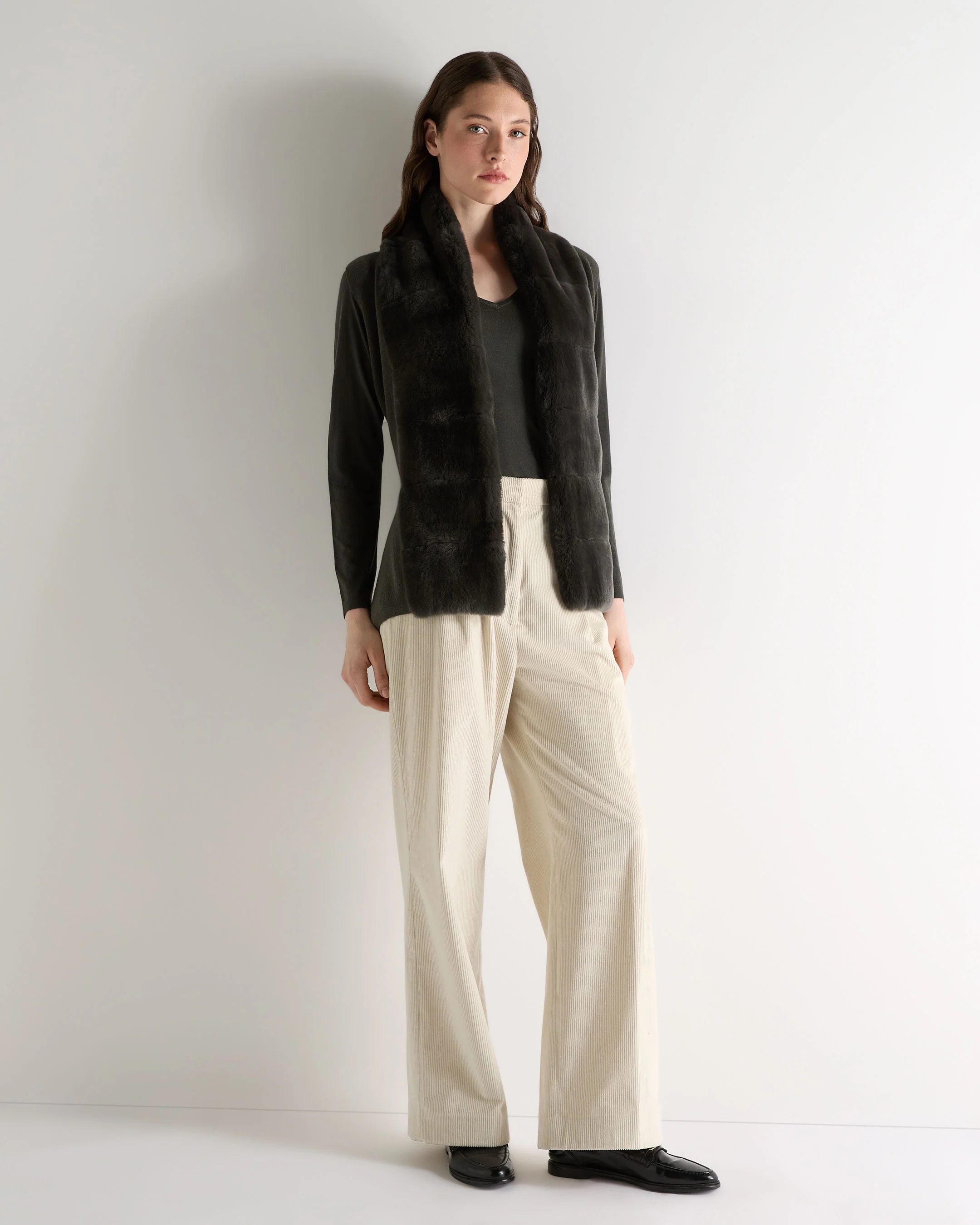 Women's Lola Fur Placket Cashmere Gilet Arabica Khaki Green - Image 3