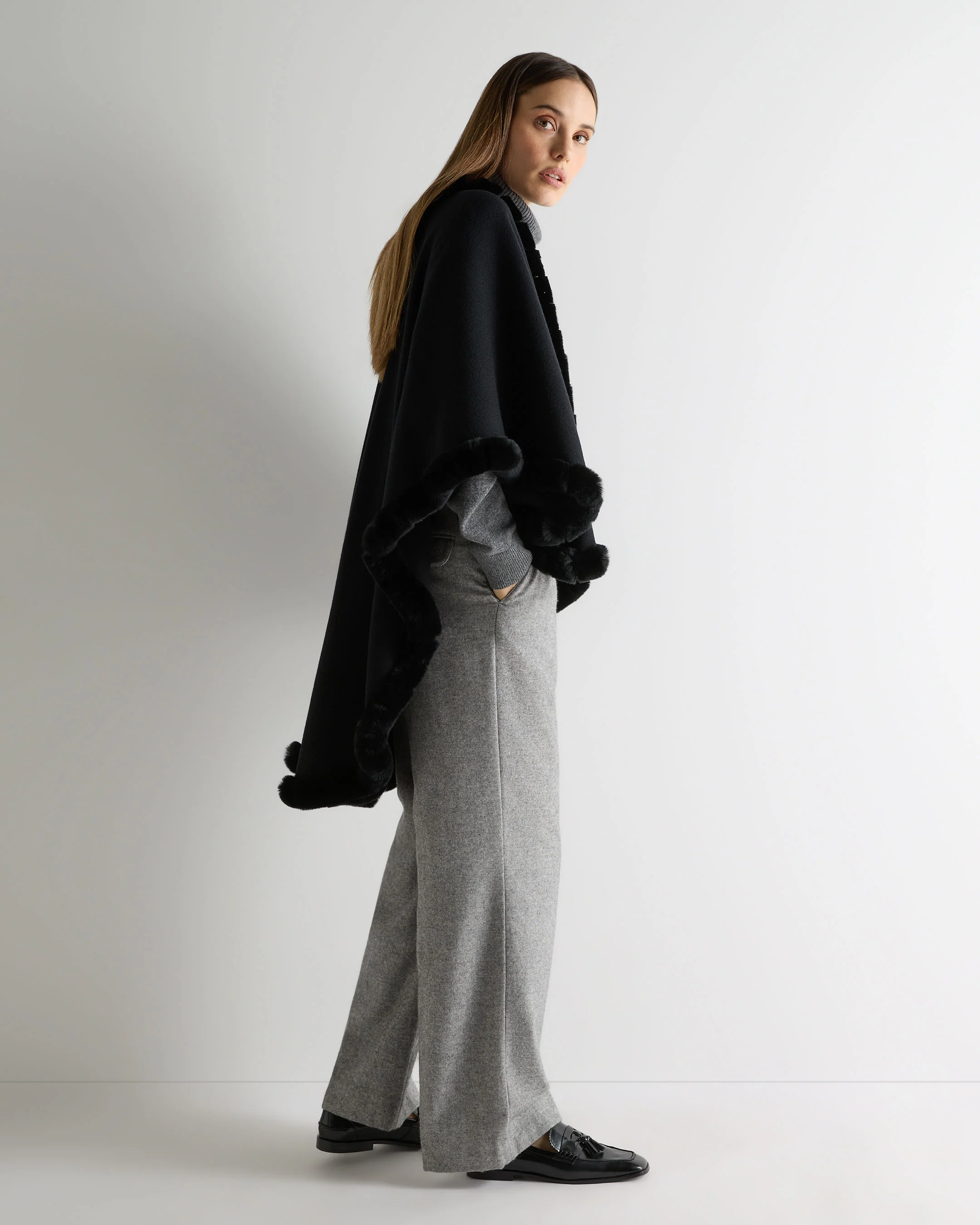 Women's Ayla Fur Trim Cashmere Cape Black - Image 3