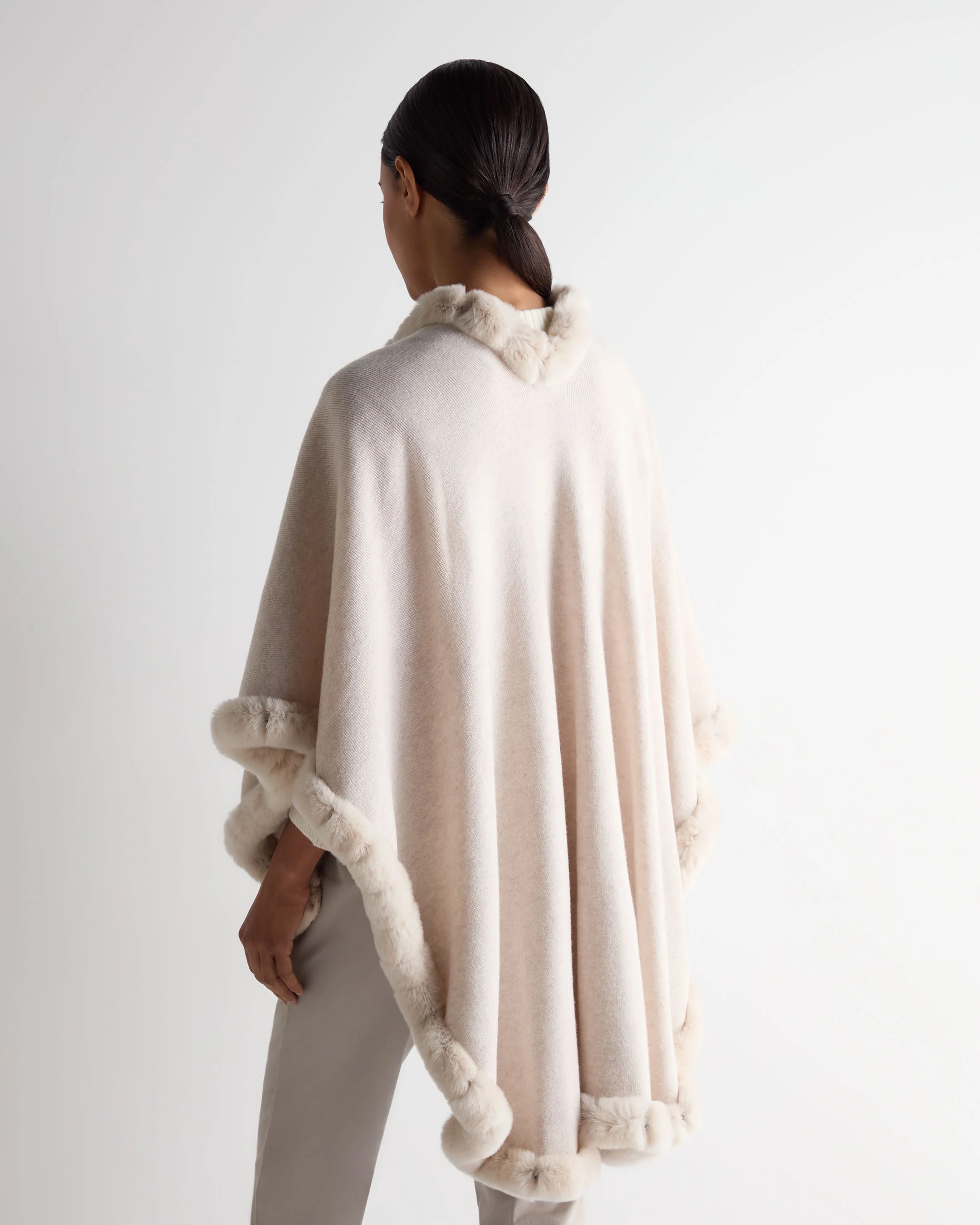 Women's Ayla Fur Trim Cashmere Cape Frost White - Image 4