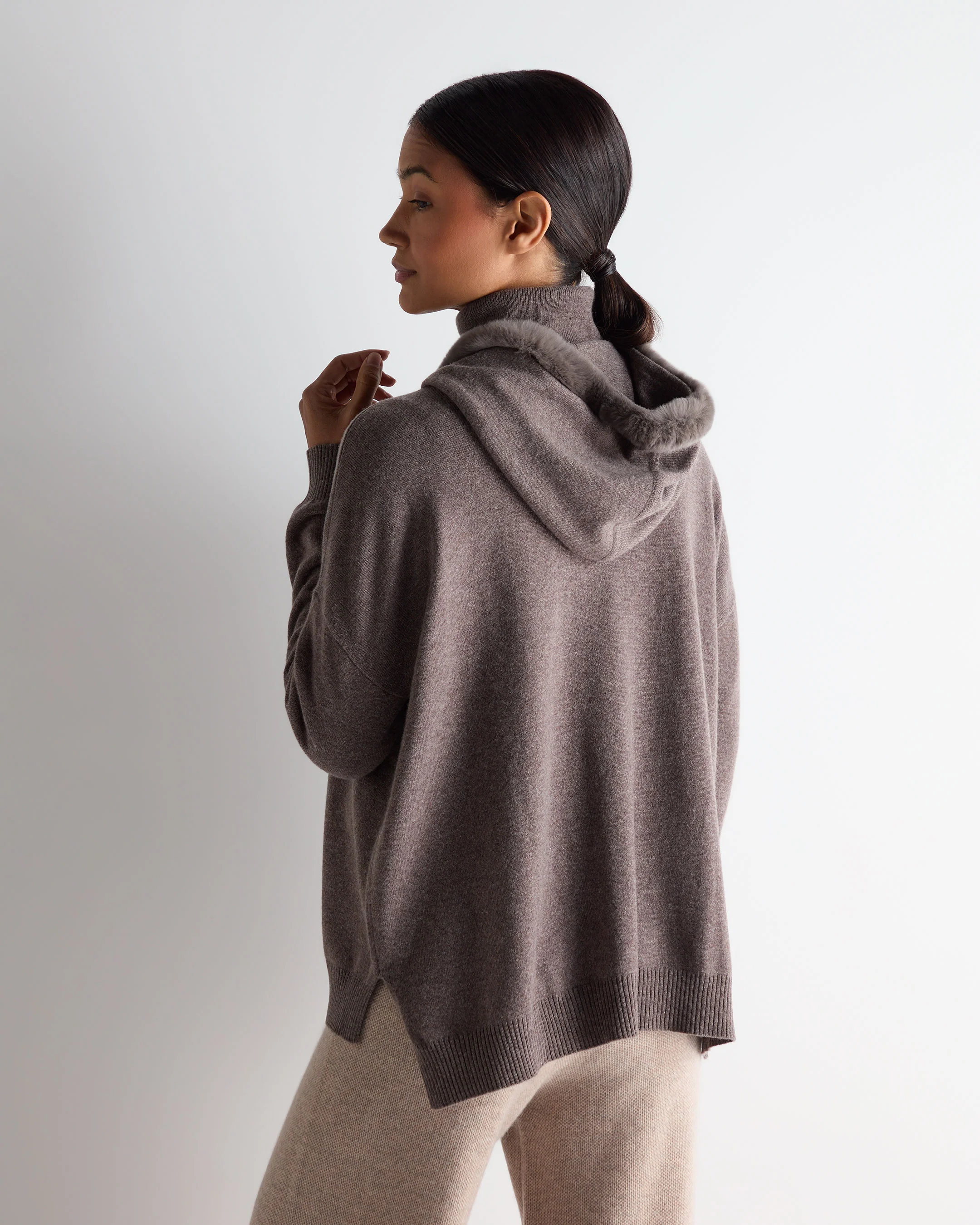 Women's Alicia Fur Trim Cashmere Hoodie Otter Brown - Image 4