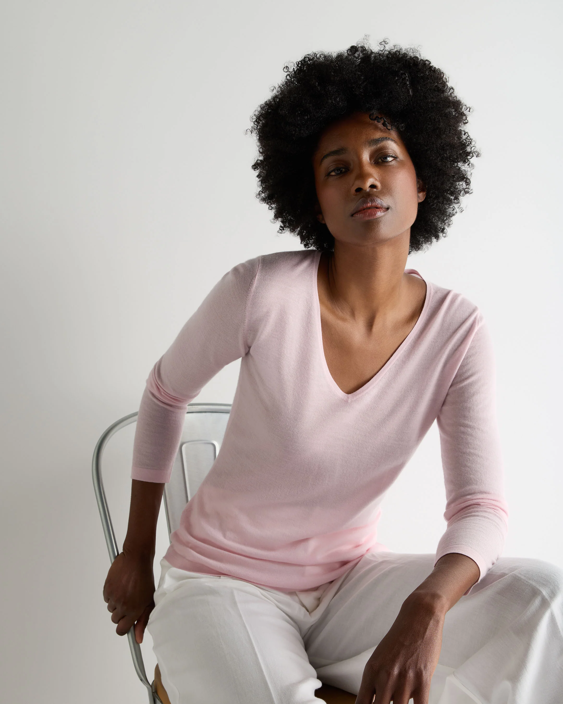 Women's Imogen Superfine Cashmere V Neck Jumper Rosewater Pink