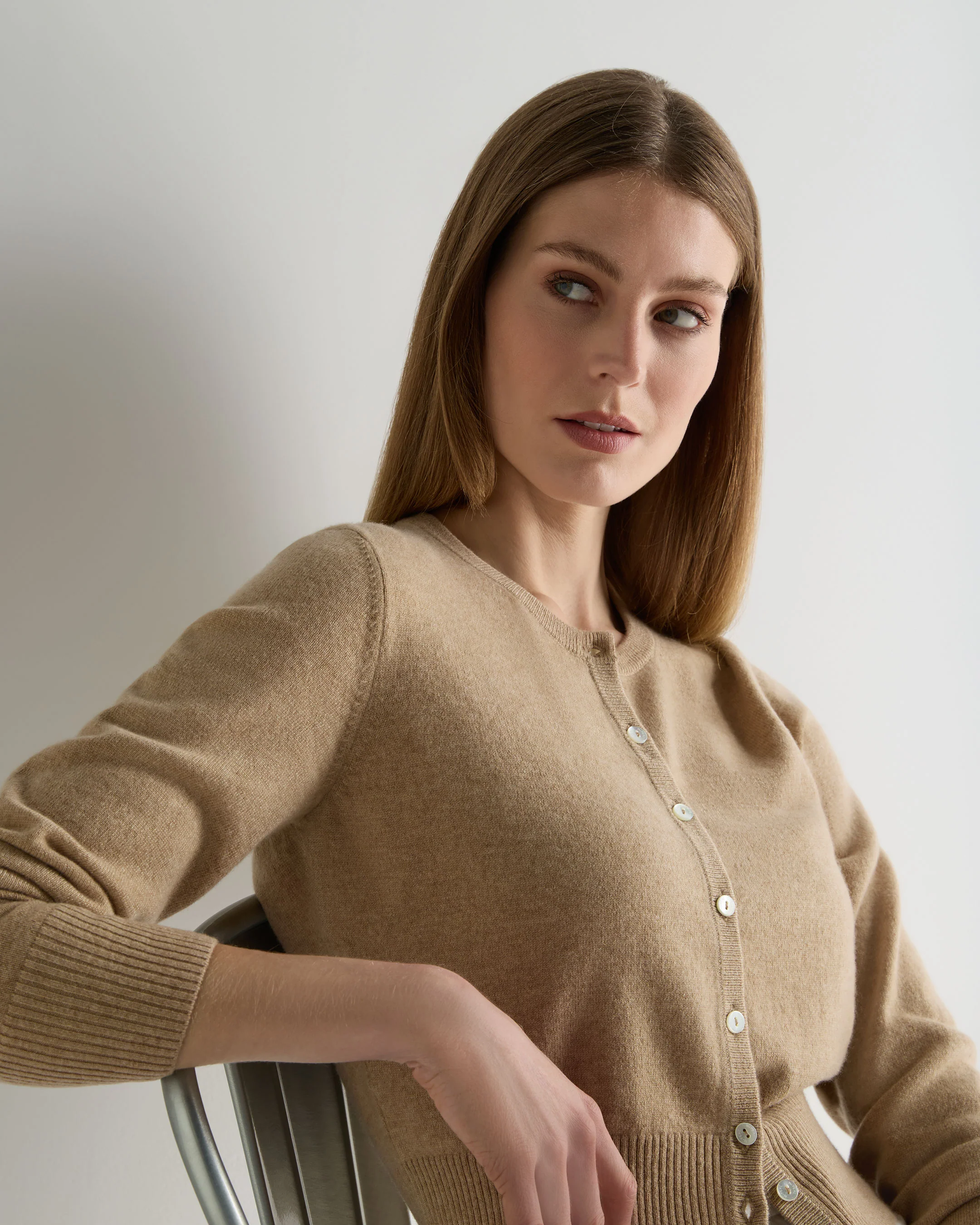 Women's Ivy Cropped Cashmere Cardigan Cappuccino Brown - Image 5