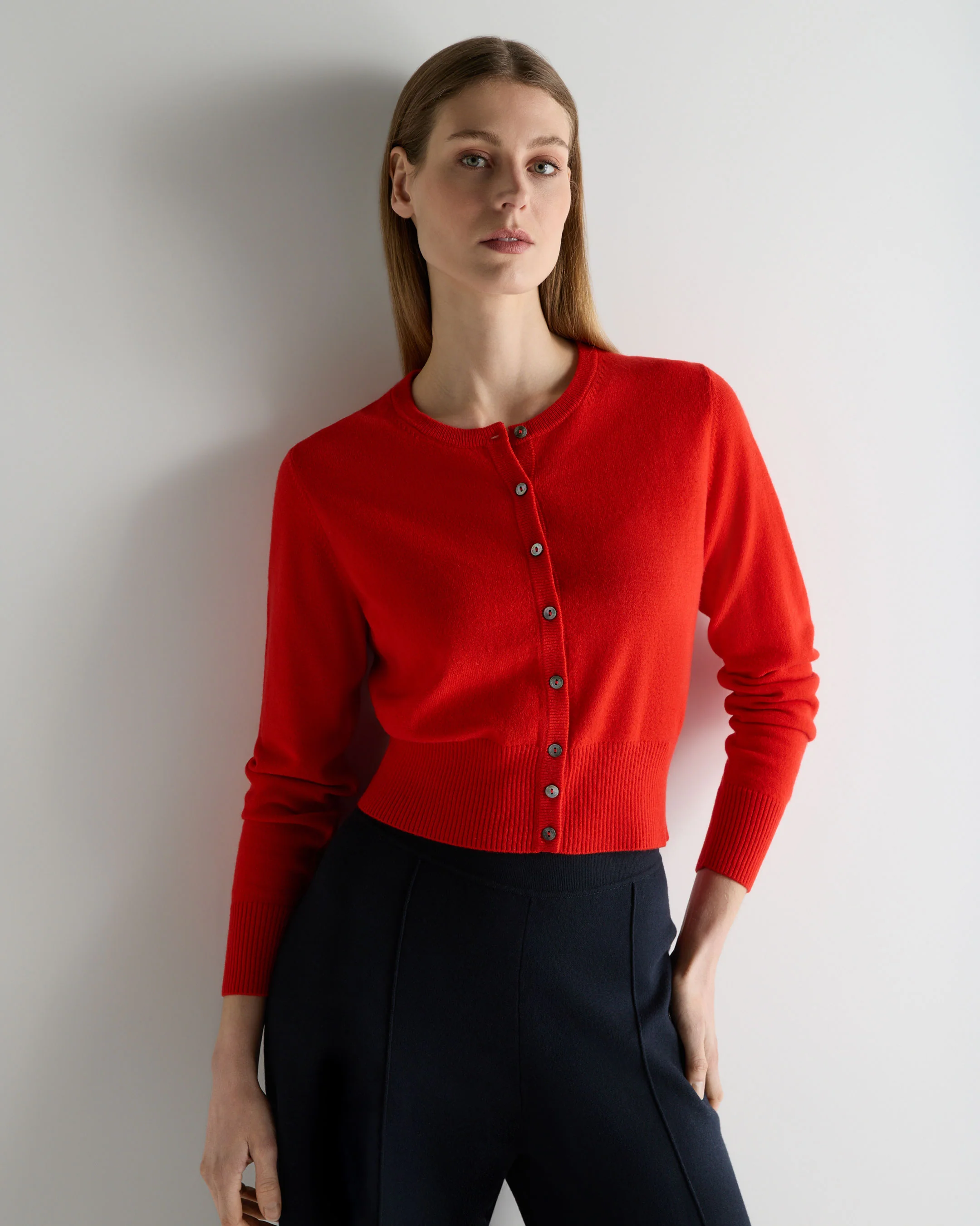 Women's Ivy Cropped Cashmere Cardigan Tomato Red