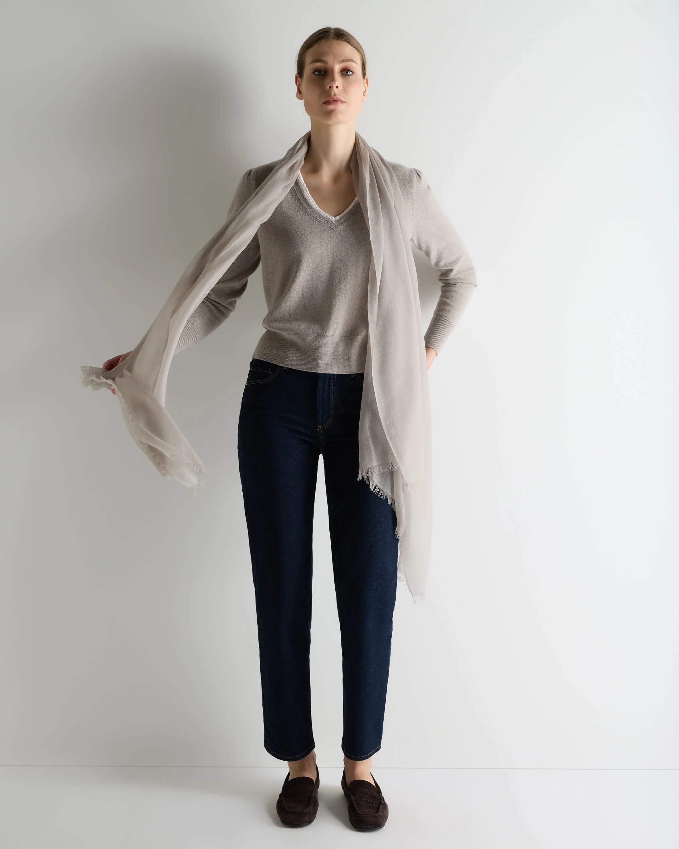 Women's Lace Trim V Neck Cashmere Jumper Oat Grey - Image 3