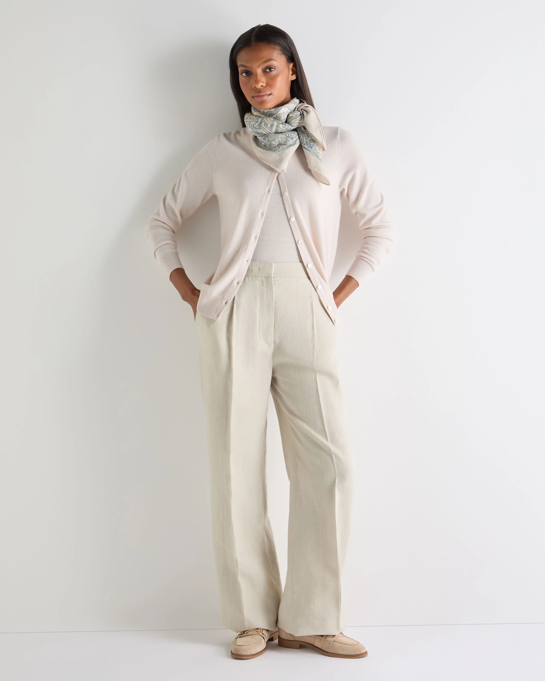 Women's Olivia Round Neck Cashmere Cardigan Dove Pink - Image 3