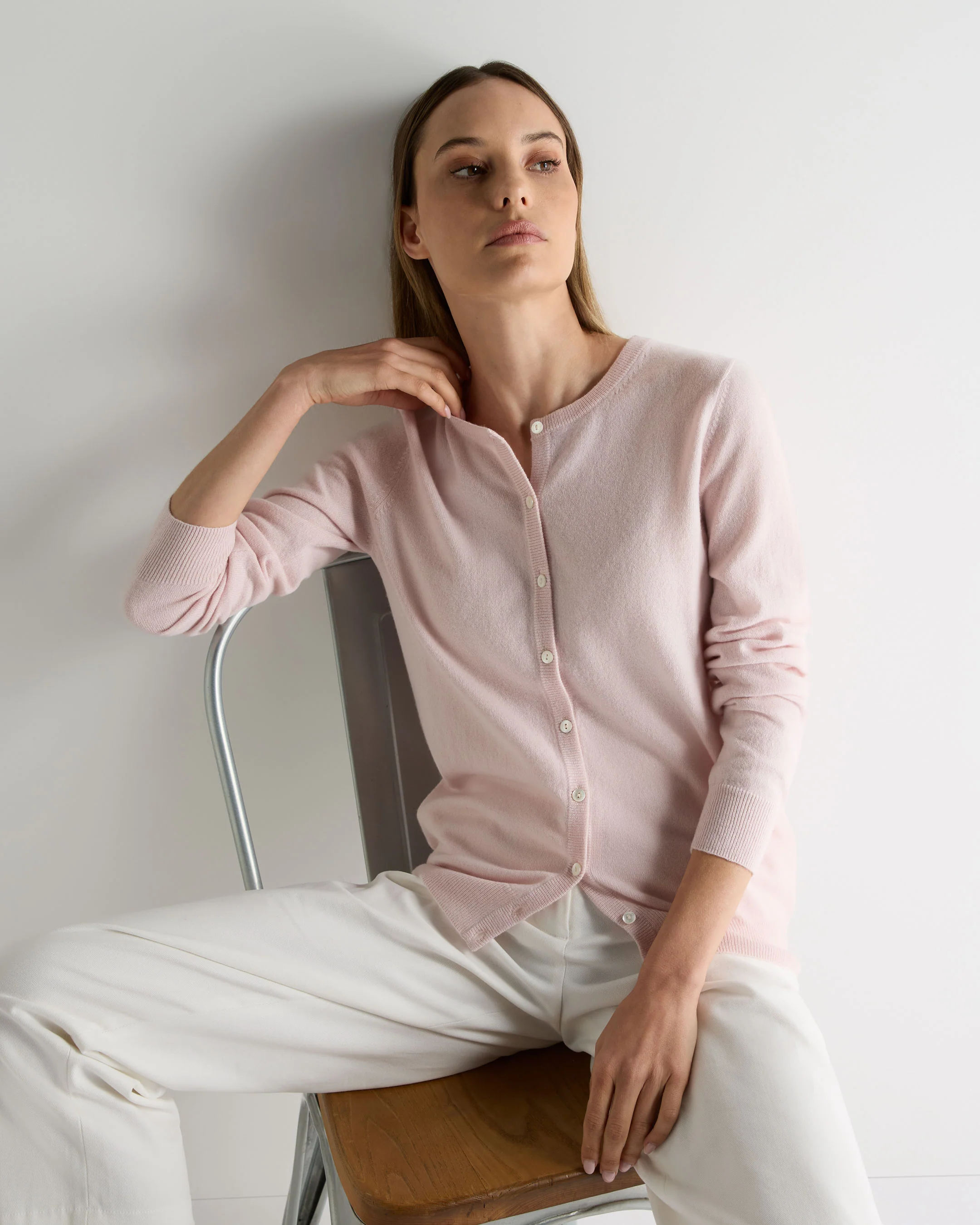 Women's Olivia Round Neck Cashmere Cardigan Powder Pink