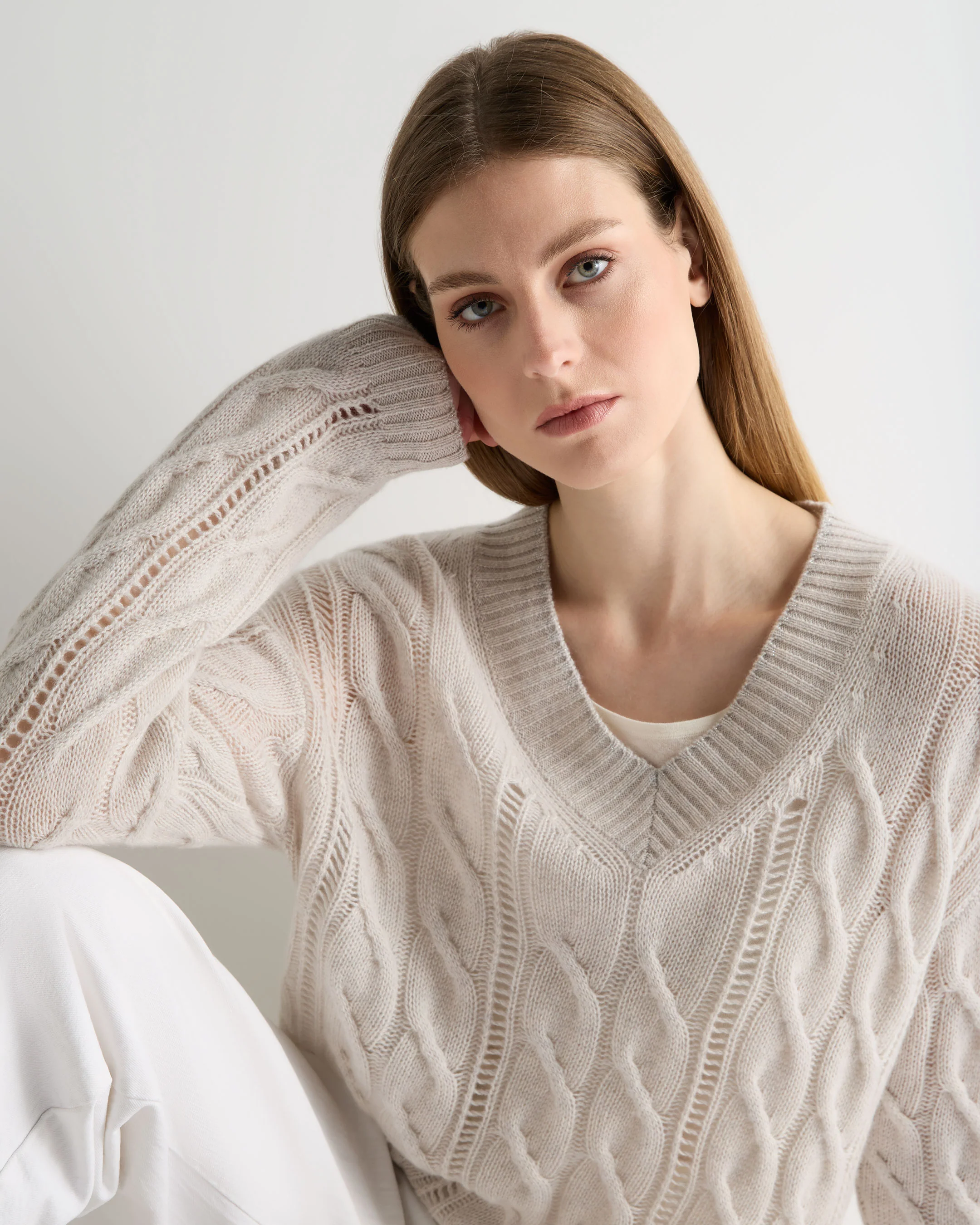 Women's Open Cable V Neck Cashmere Jumper Pebble Grey - Image 5
