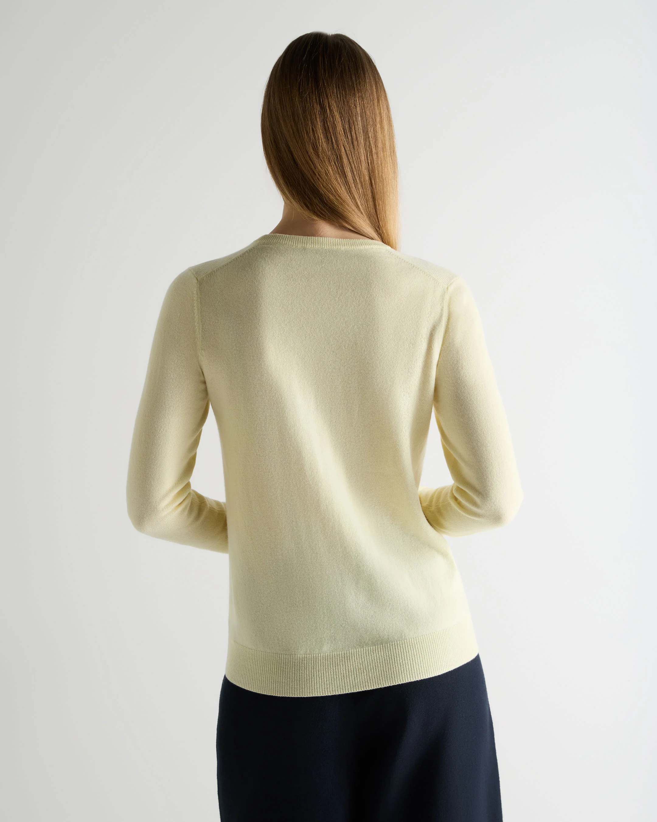 Women's Phoebe V Neck Cashmere Jumper Butter Yellow - Image 4