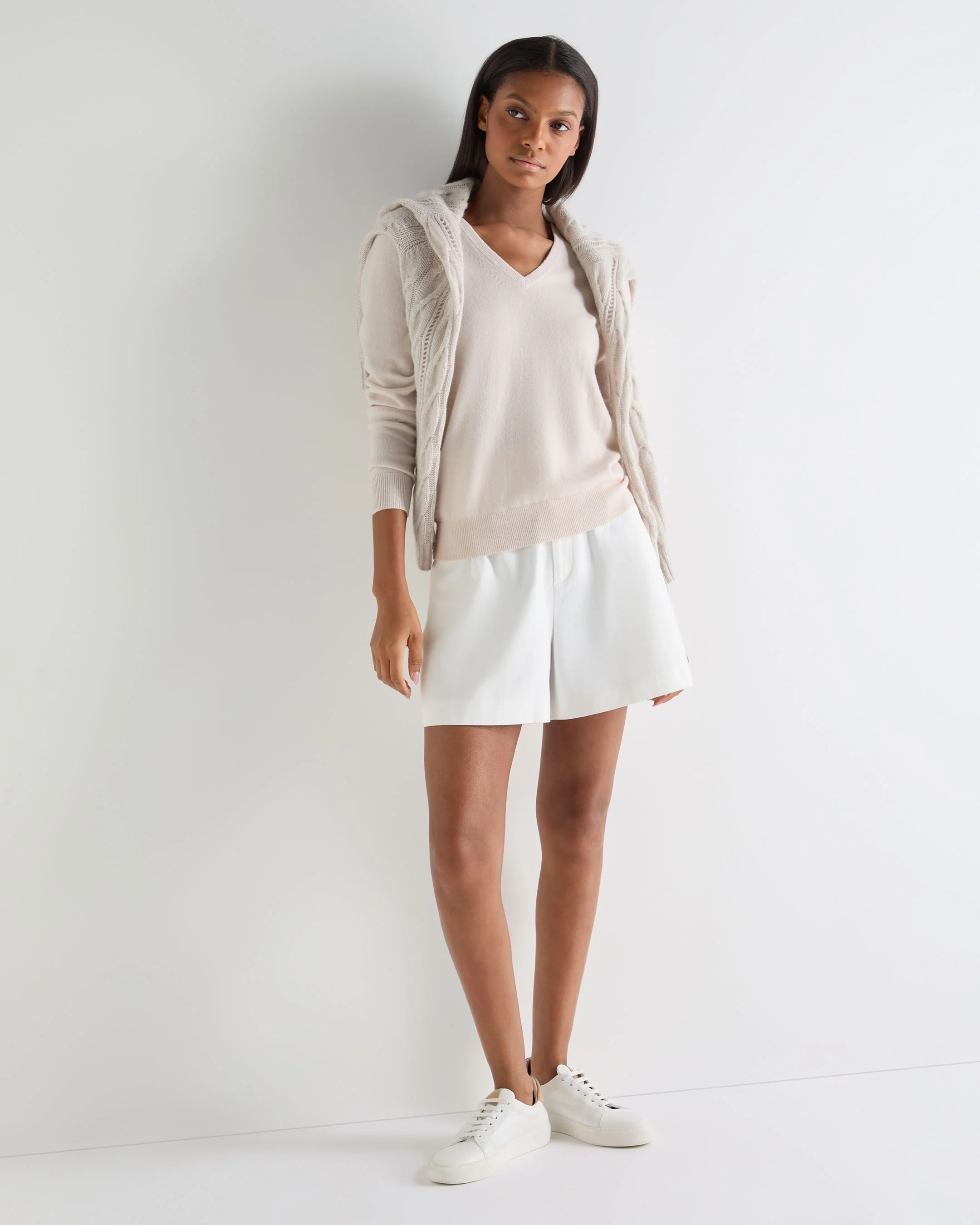 Women's Phoebe V Neck Cashmere Jumper Dove Pink - Image 3
