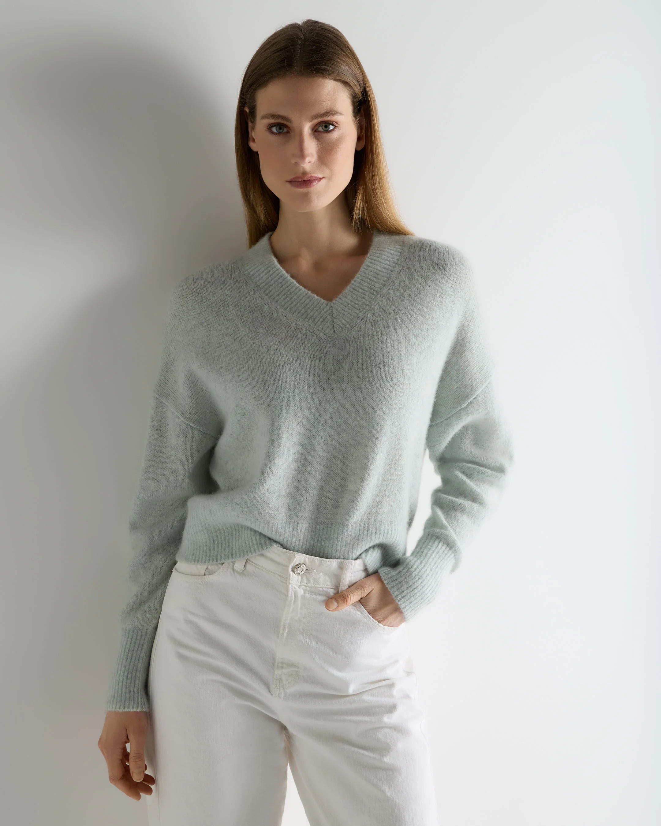 Women's Plush V Neck Cashmere Jumper Mint Green