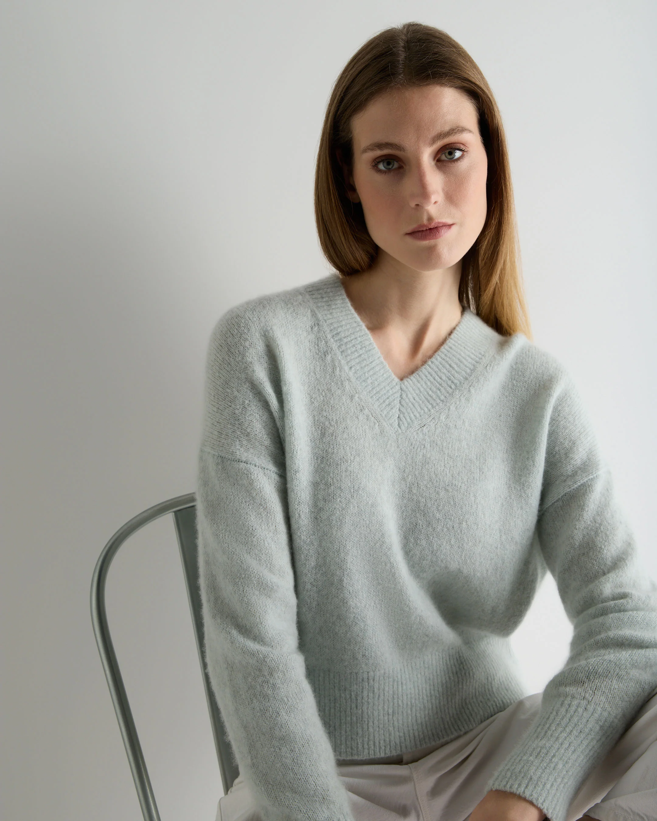 Women's Plush V Neck Cashmere Jumper Mint Green - Image 5
