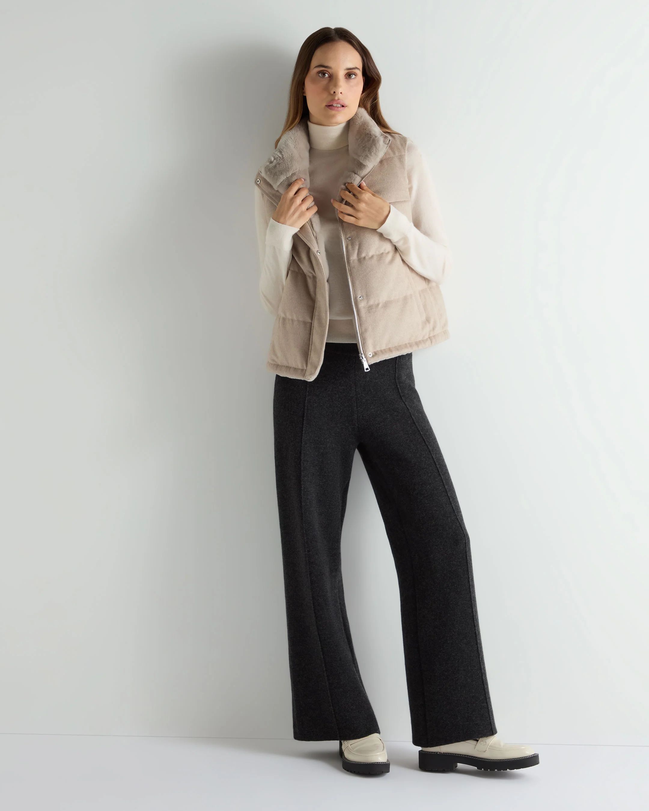 Women's Reversible Rex Gilet Beige Brown - Image 3