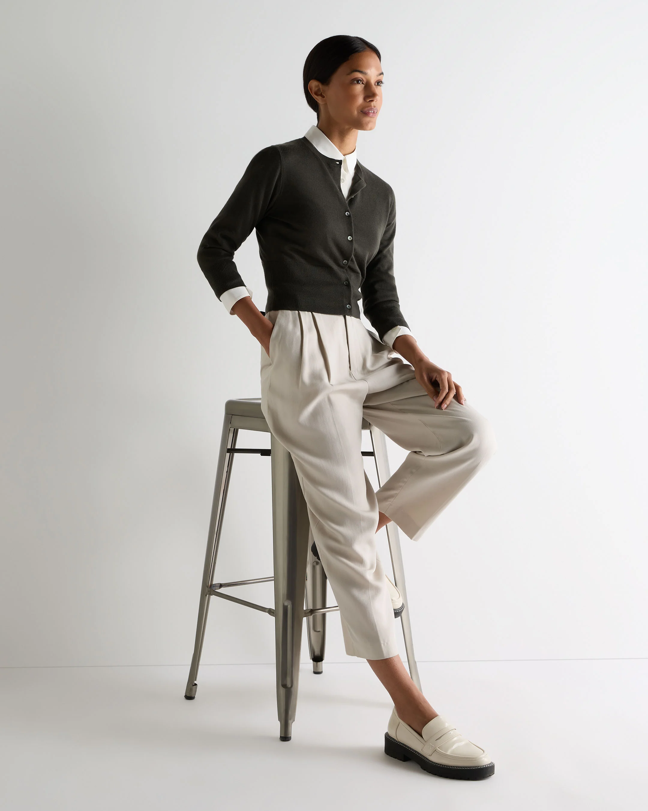 Women's Darcie Superfine Cashmere Cropped Cardigan Arabica Khaki Green - Image 3