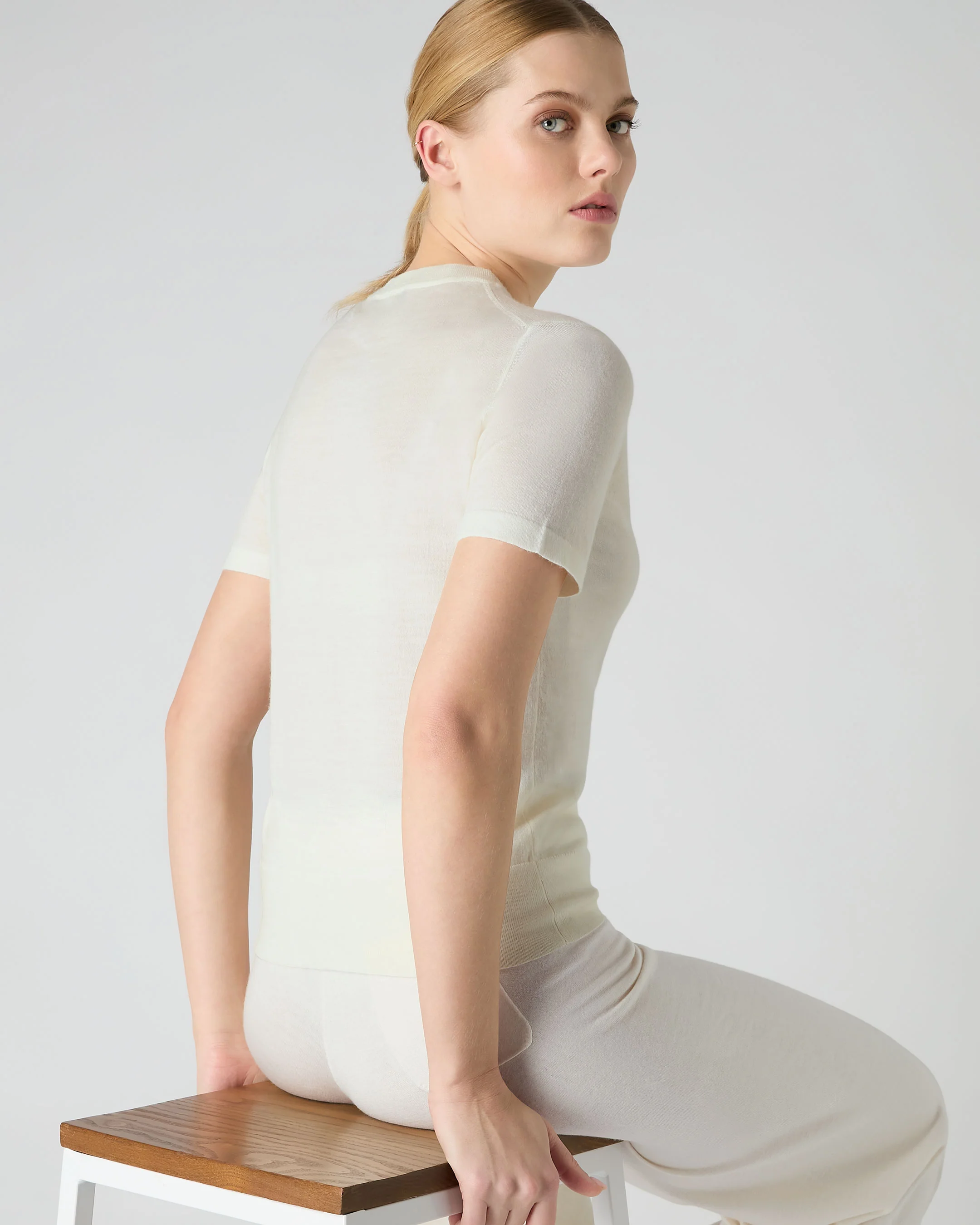 Women's Isla Superfine Cashmere T-Shirt New Ivory White - Image 4